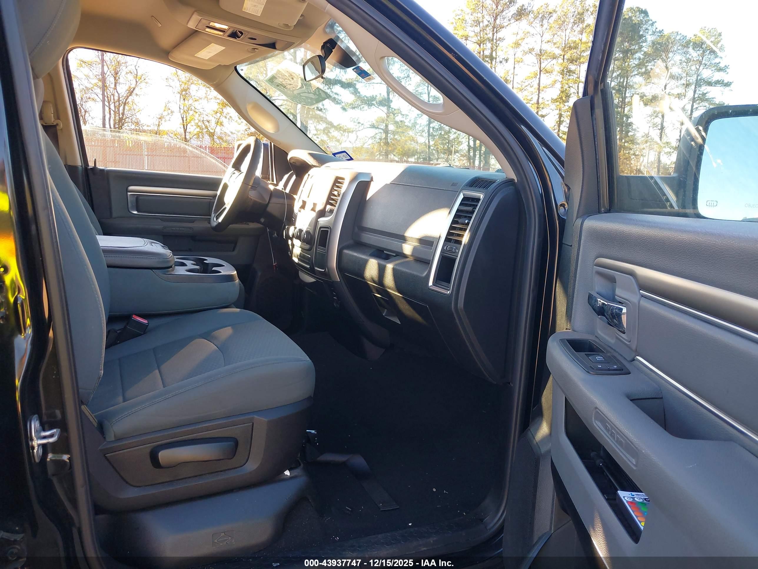 RAM 1500 image 5