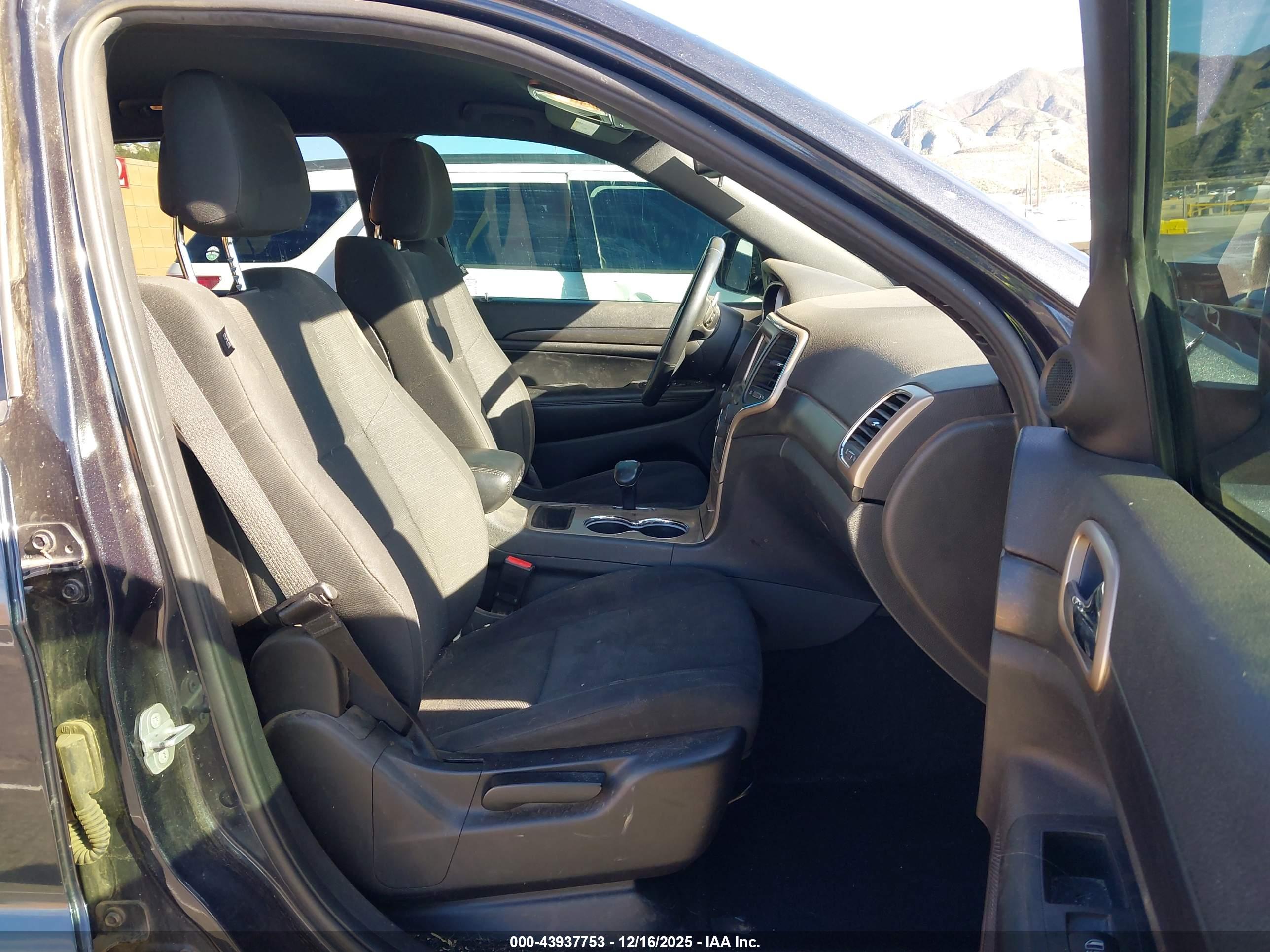 JEEP GRAND image 5