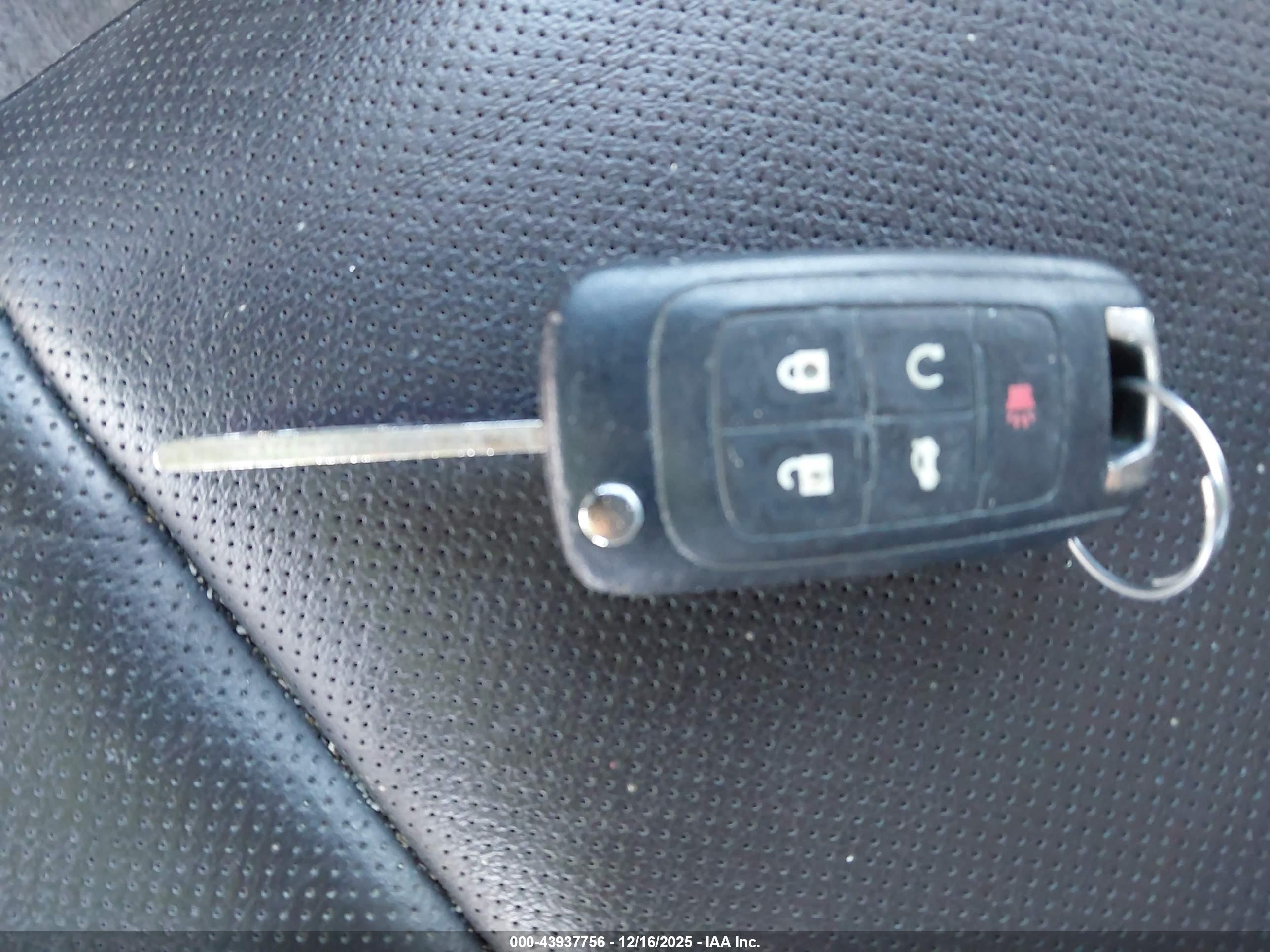GMC TERRAIN image 11