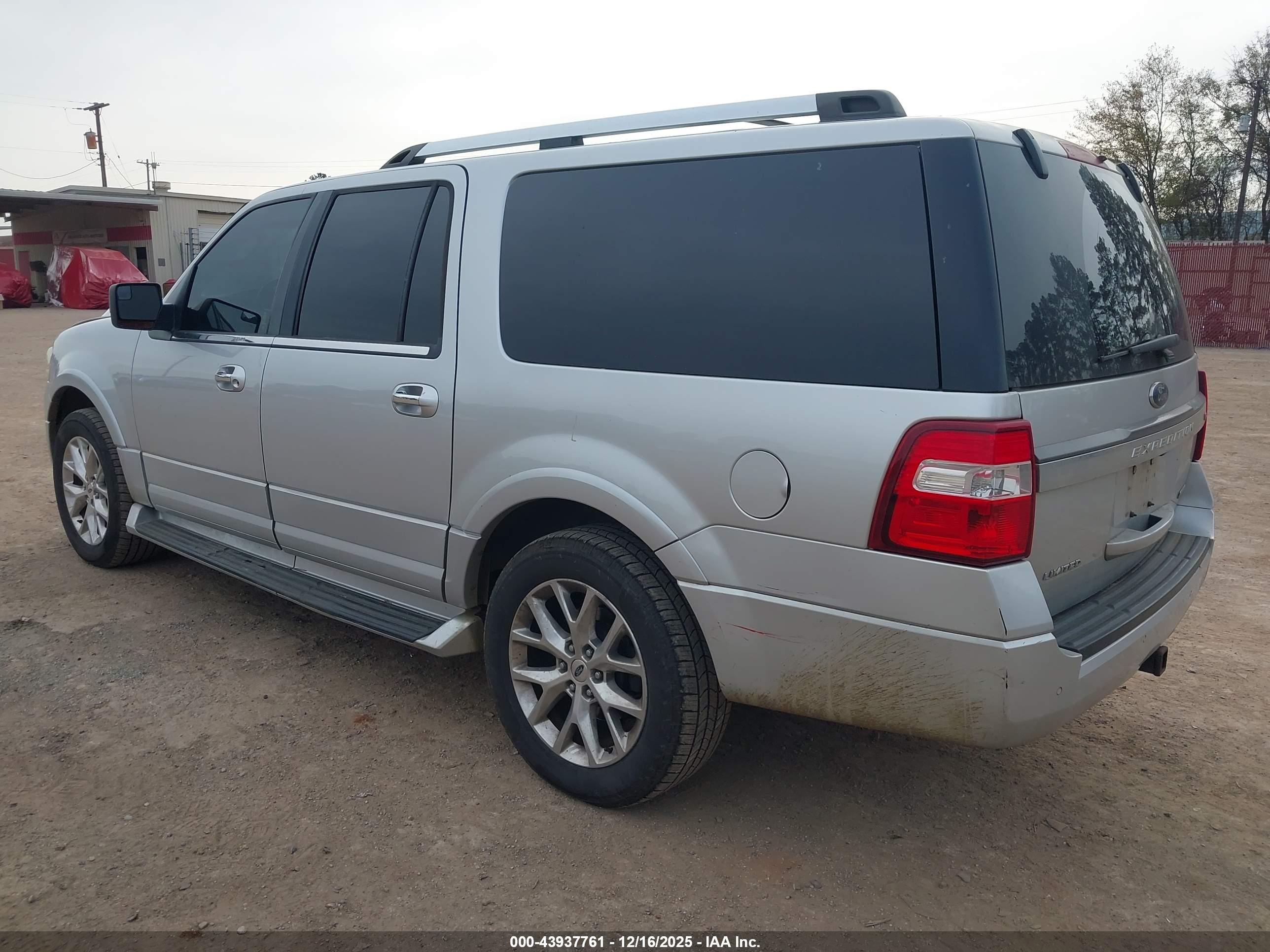 FORD EXPEDITION image 3
