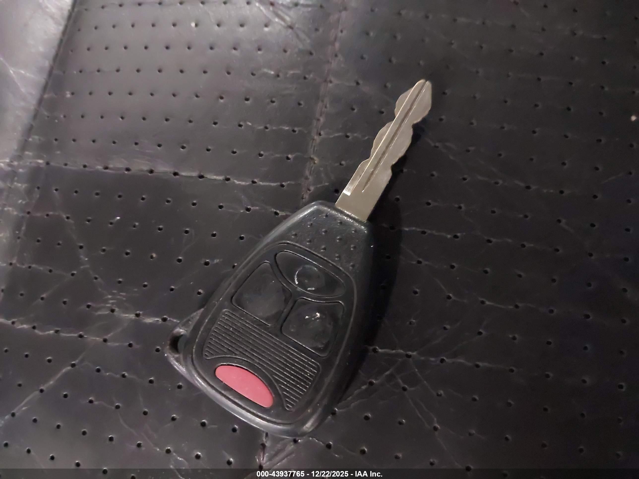 DODGE NITRO image 11