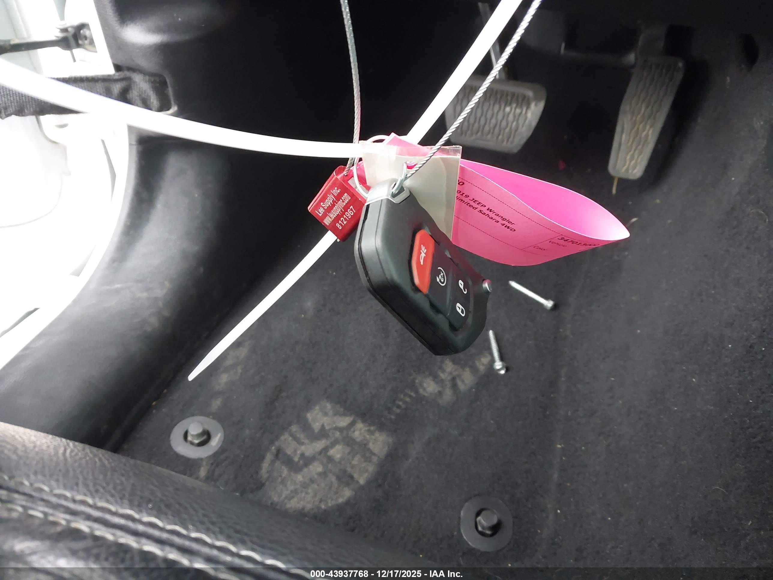 JEEP WRANGLER image 11