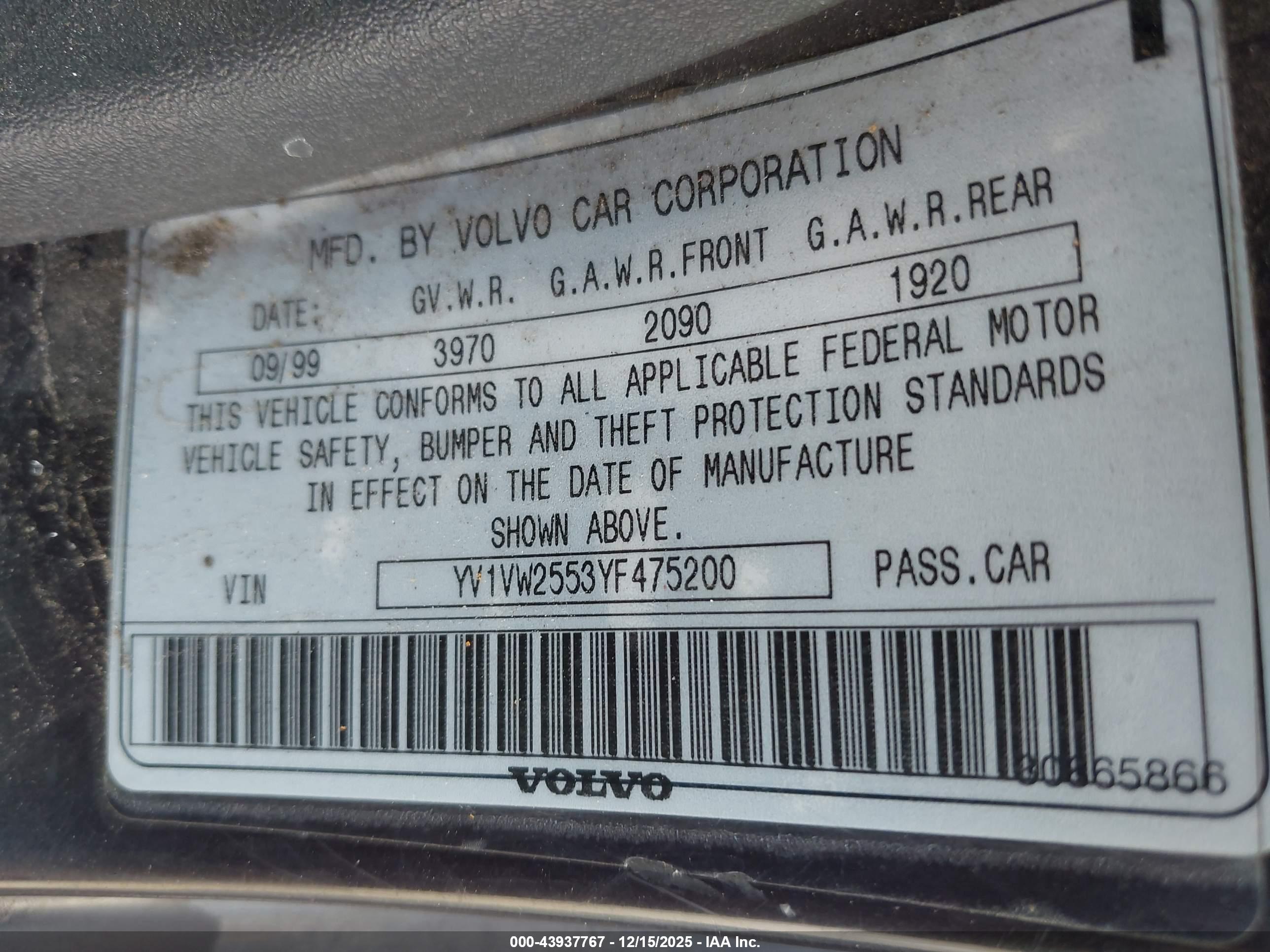 VOLVO V40 image 9