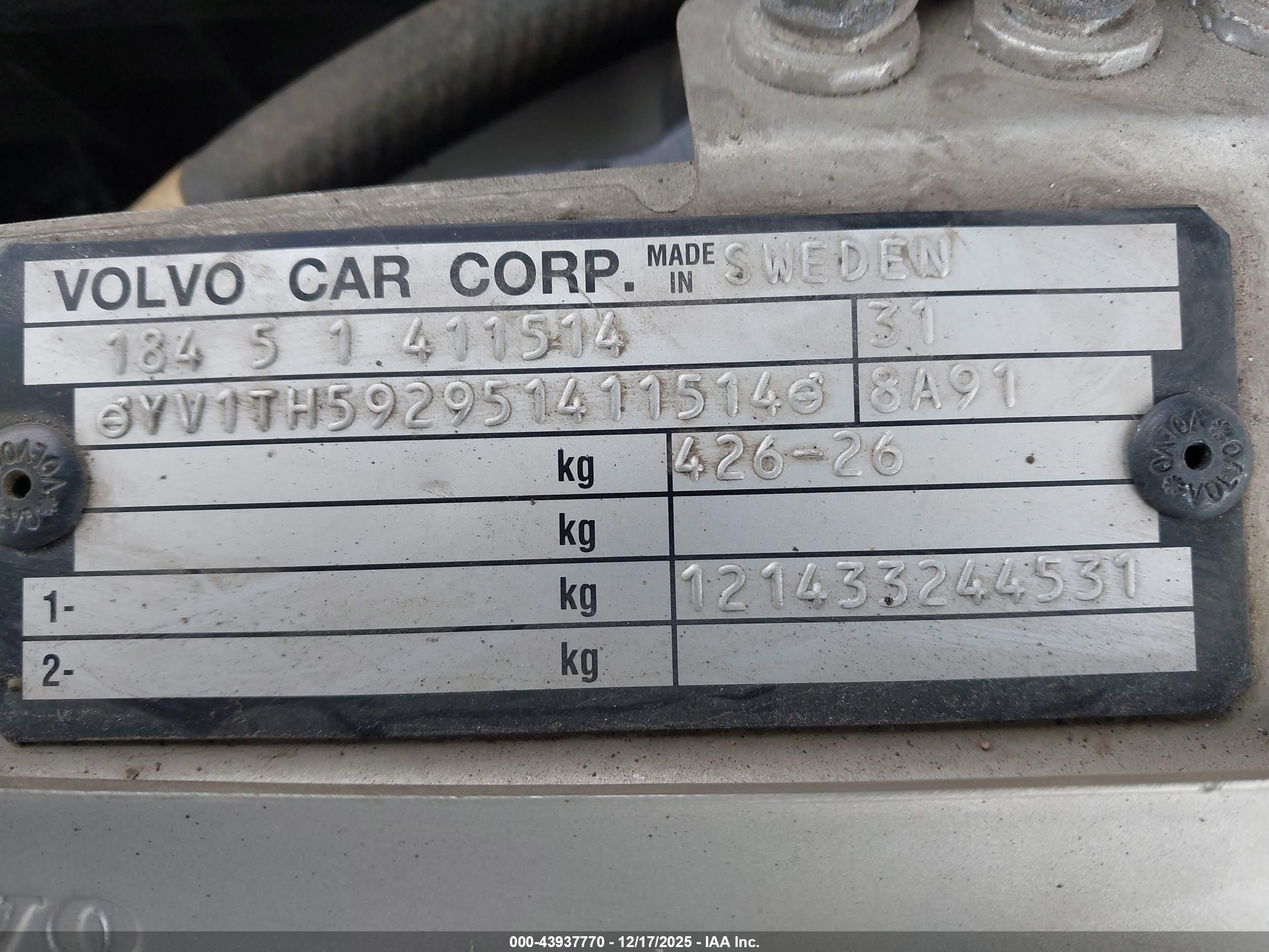 VOLVO S80 image 9