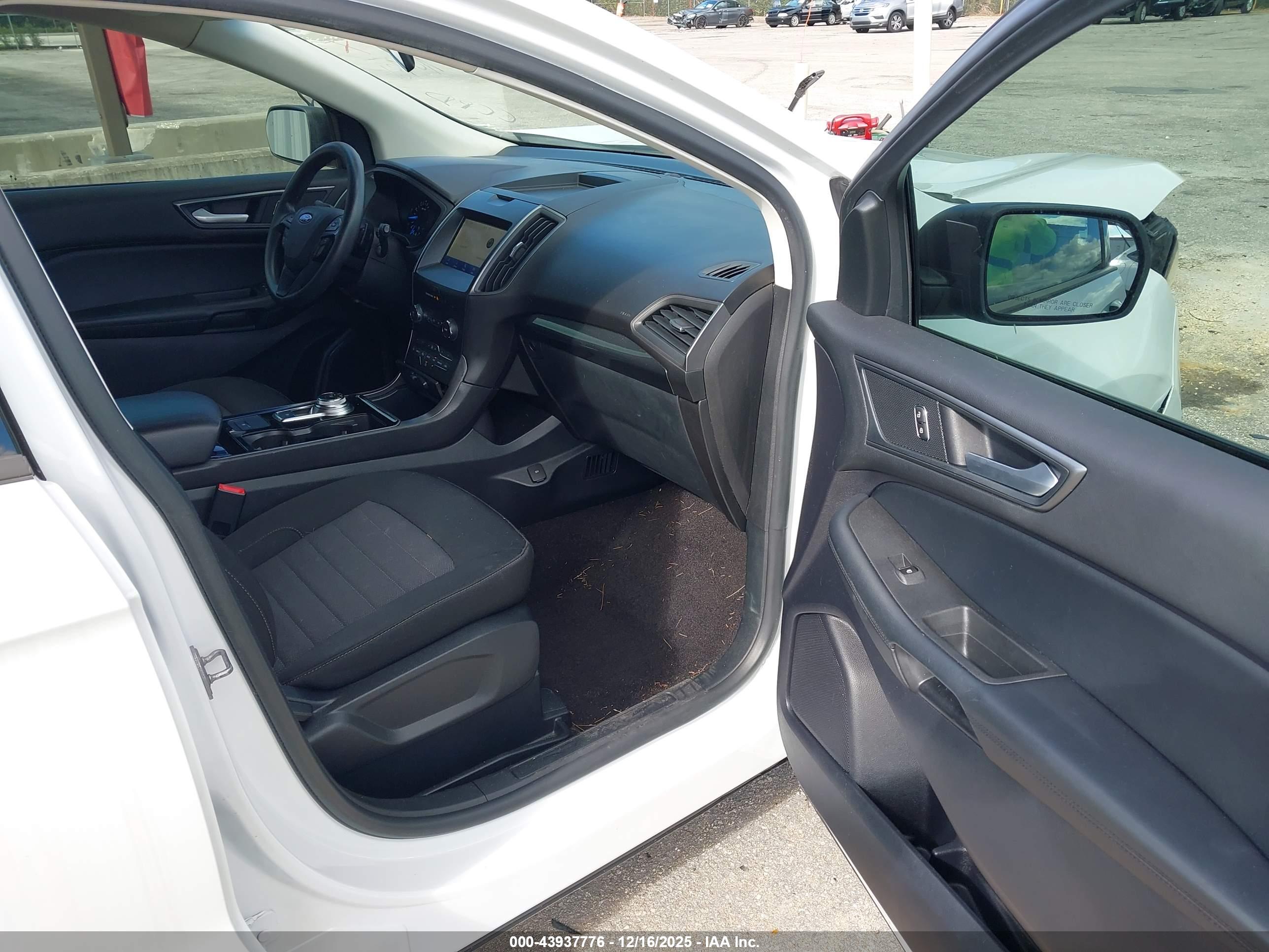 FORD EDGE image 5