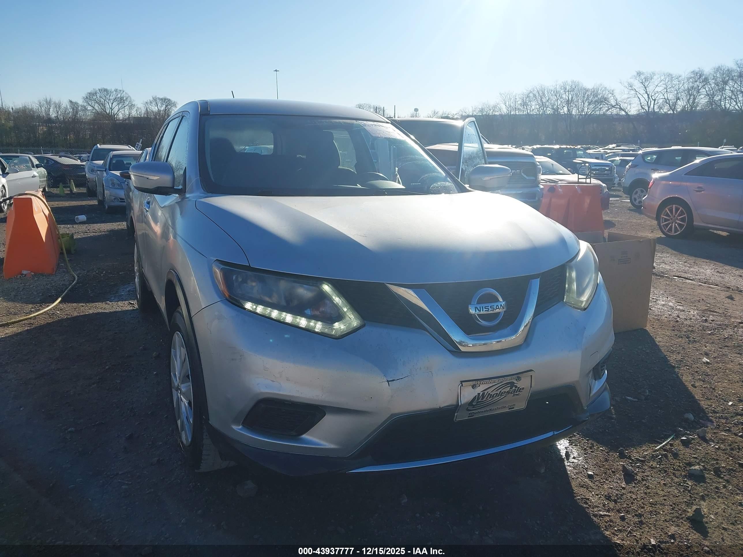 NISSAN ROGUE image 6