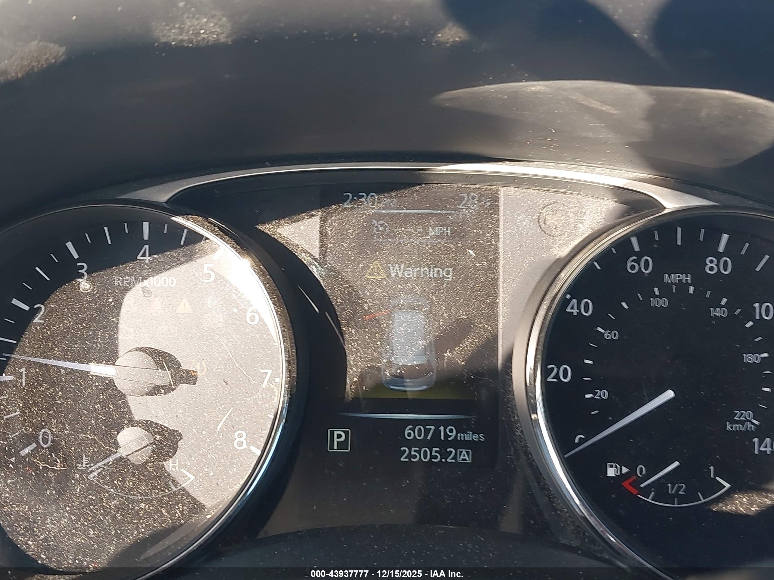NISSAN ROGUE image 7