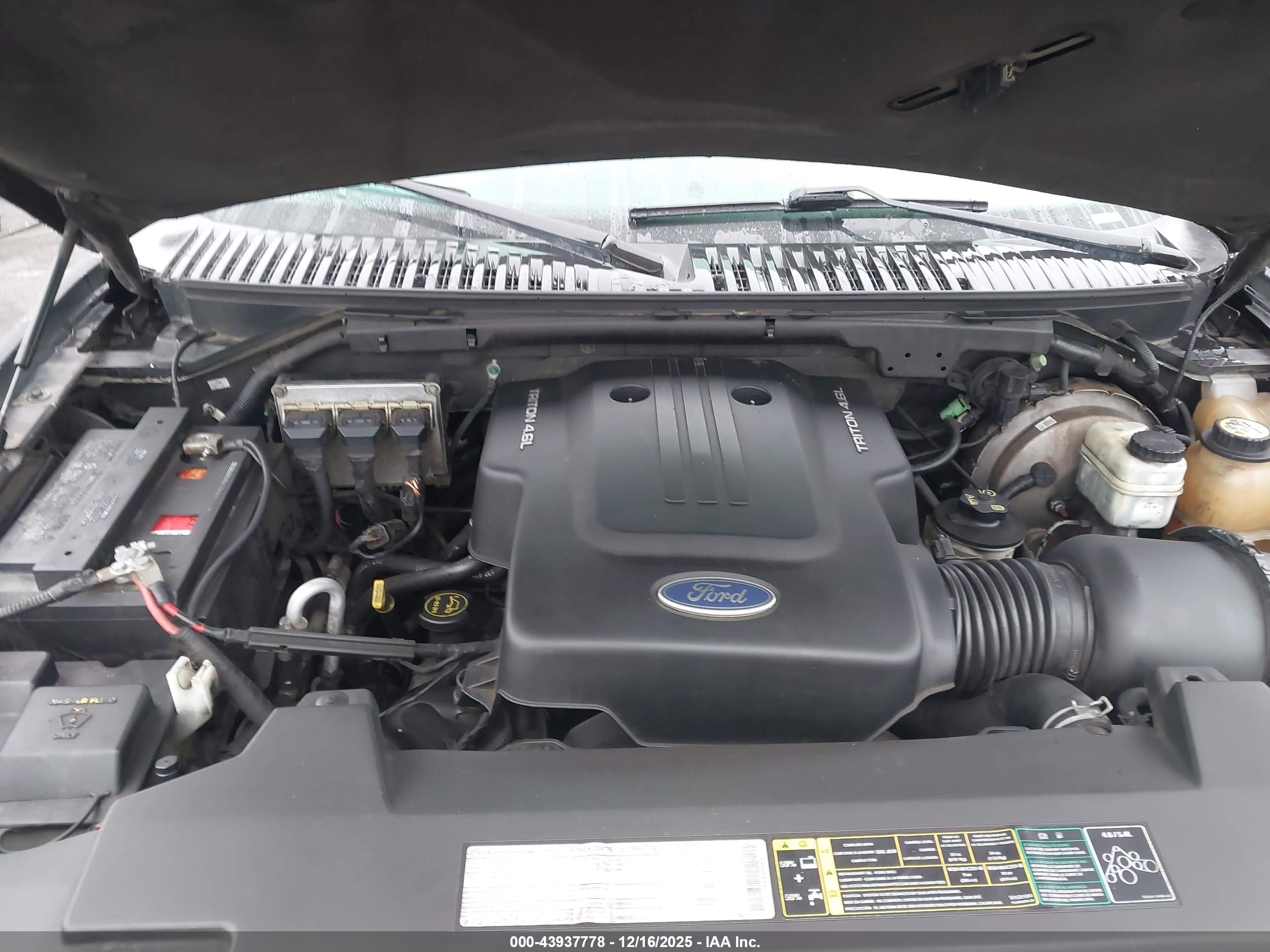 FORD EXPEDITION image 10