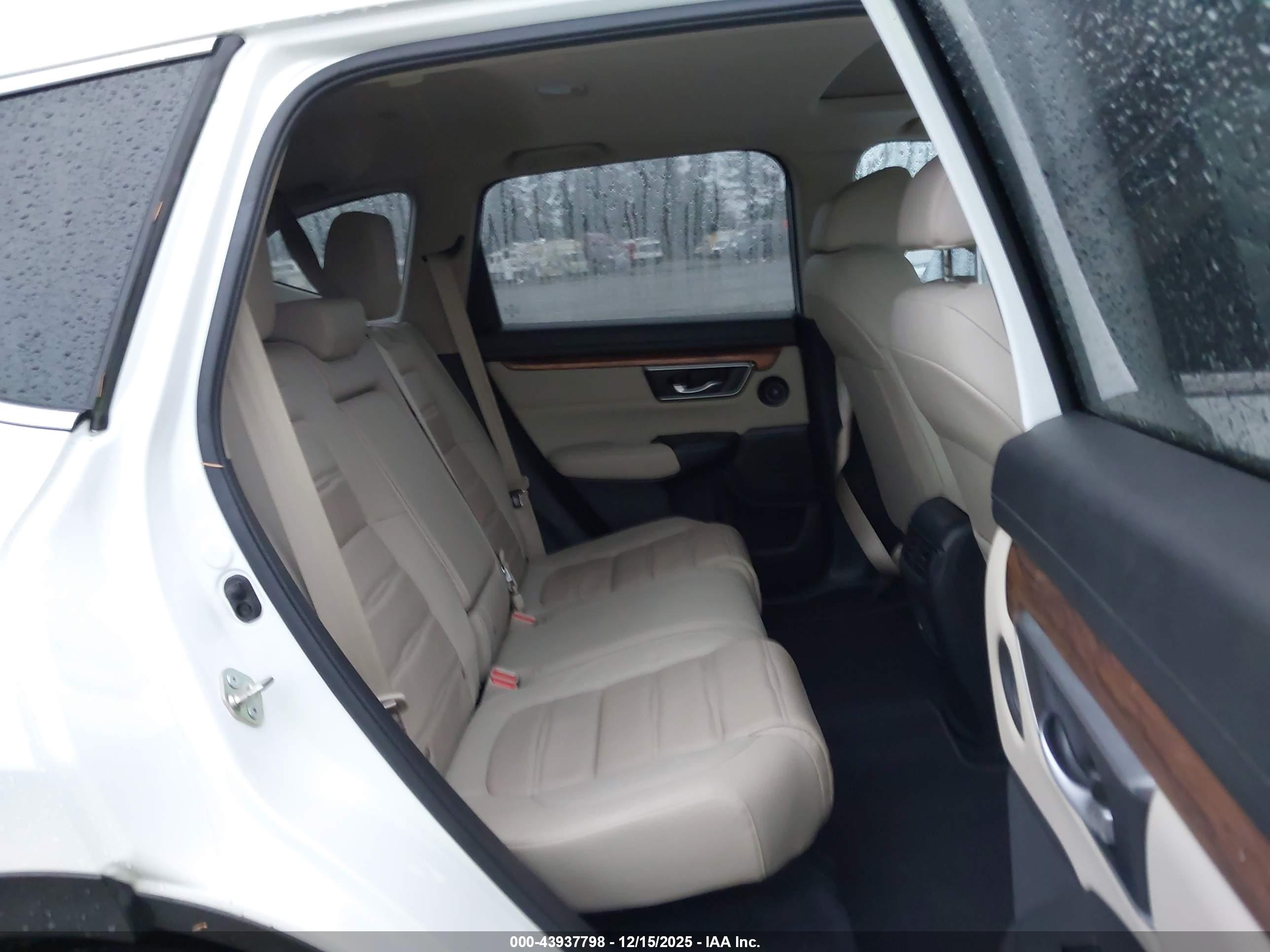 HONDA CR-V image 8