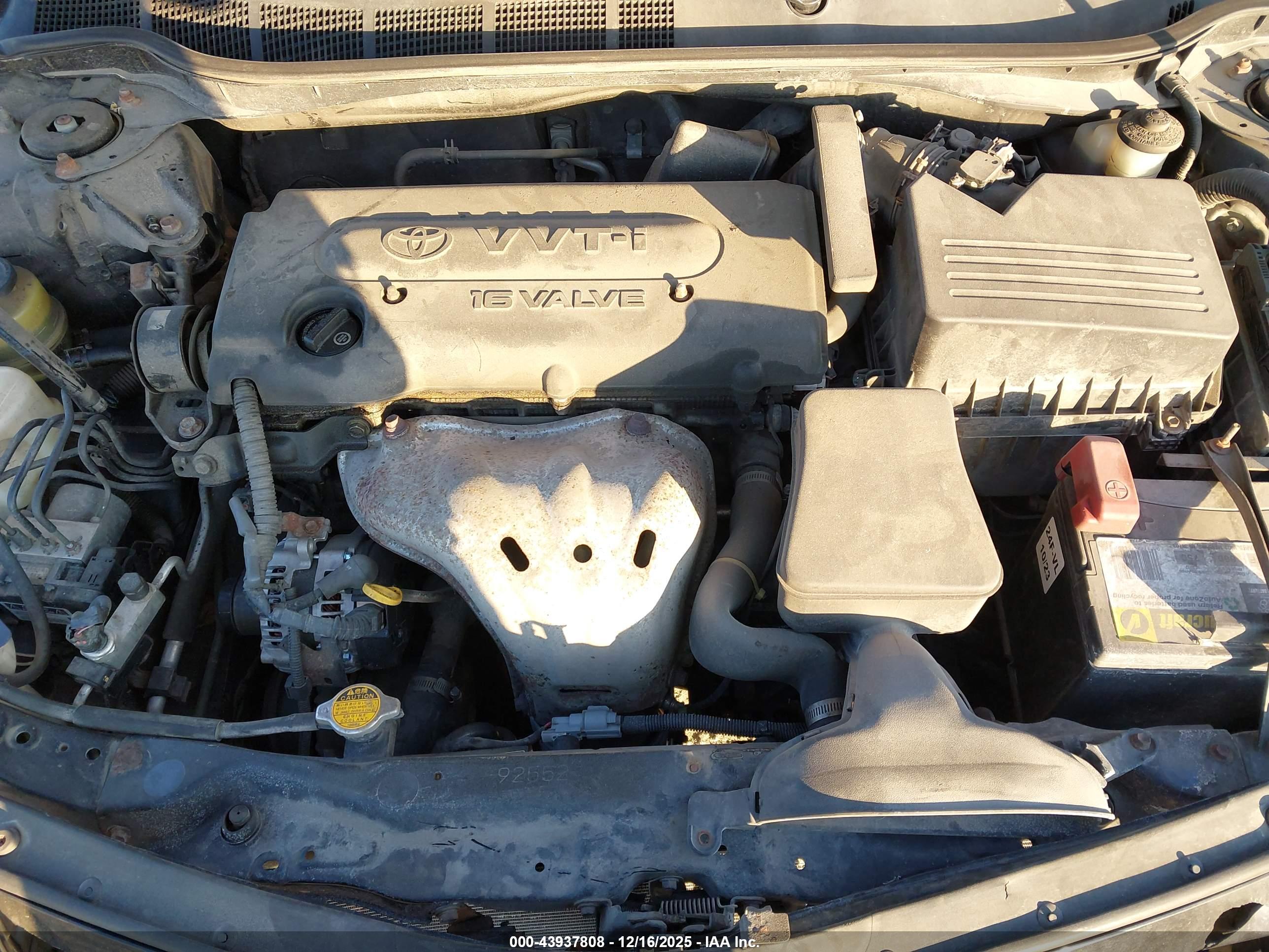 TOYOTA CAMRY image 10