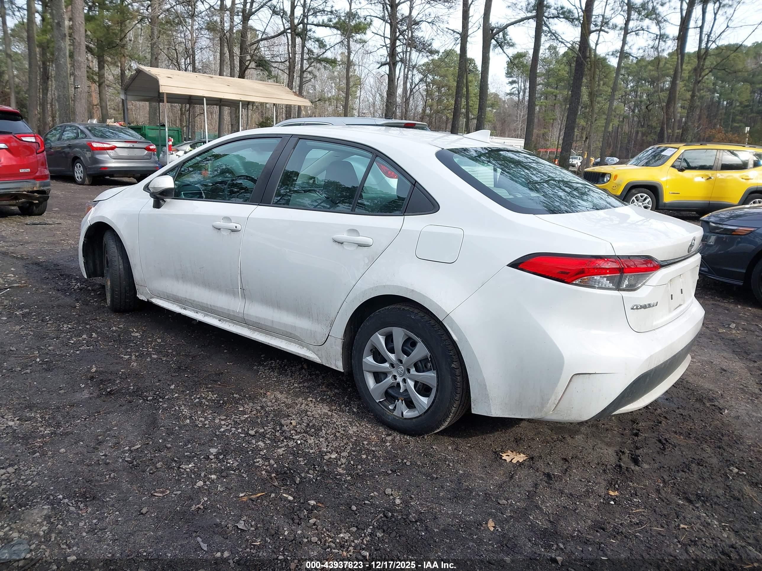 TOYOTA COROLLA image 3