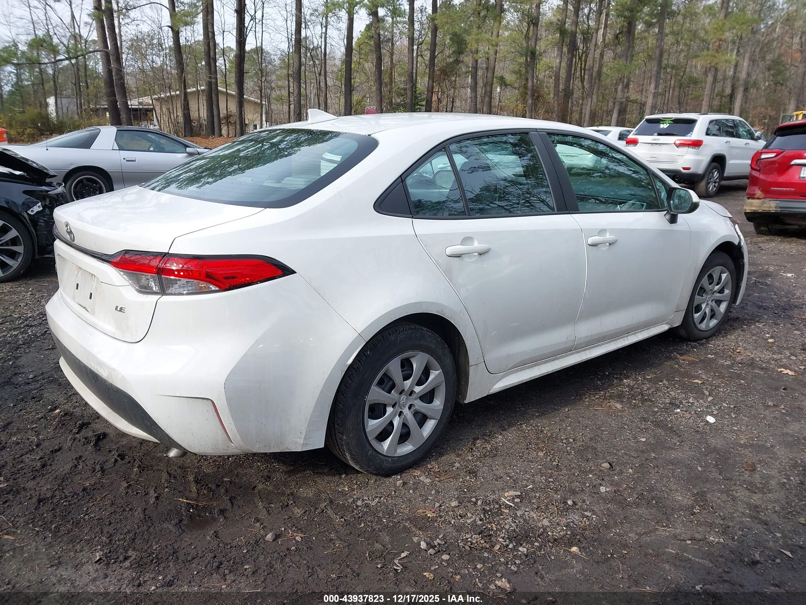 TOYOTA COROLLA image 4