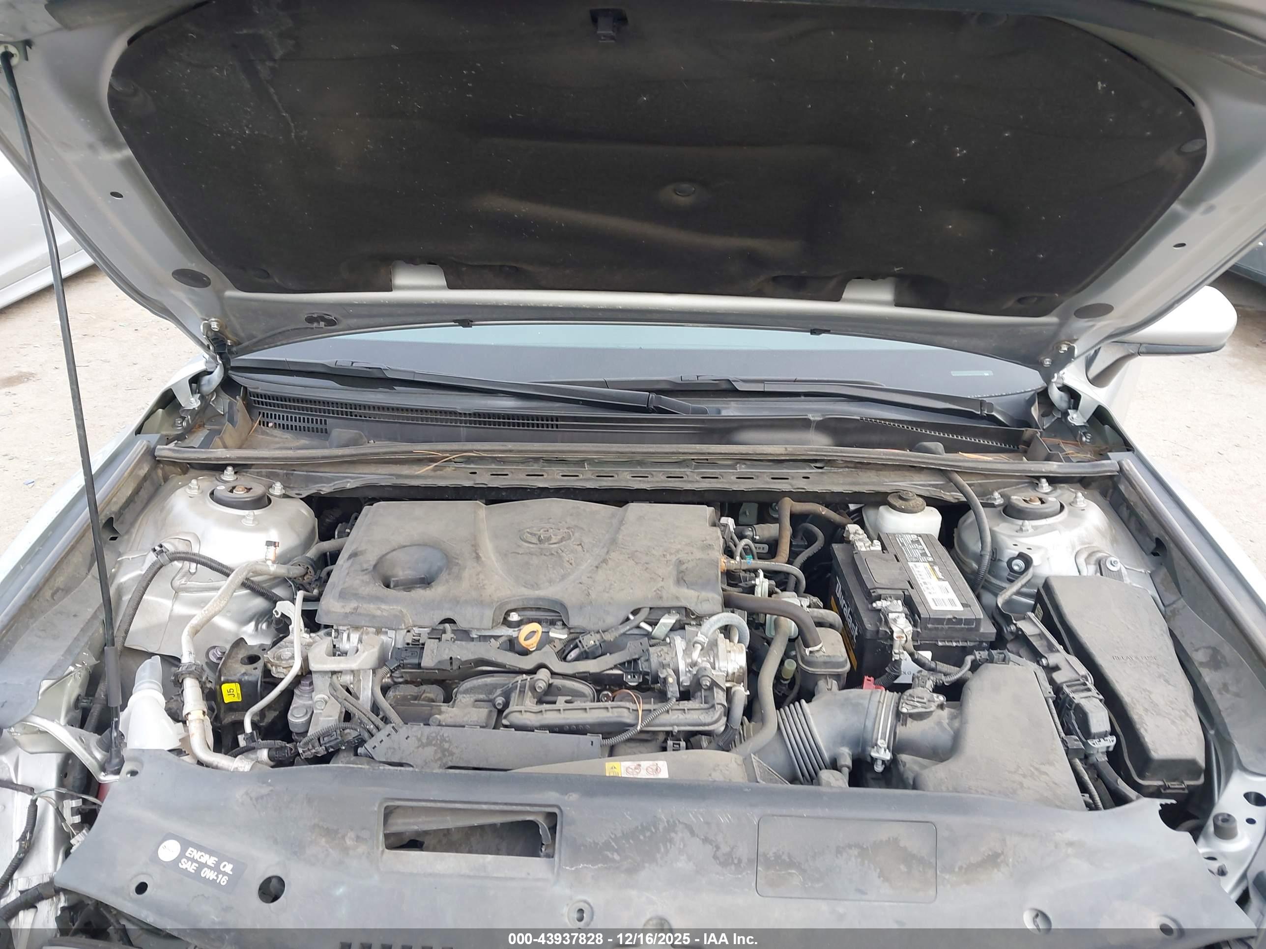 TOYOTA CAMRY image 10