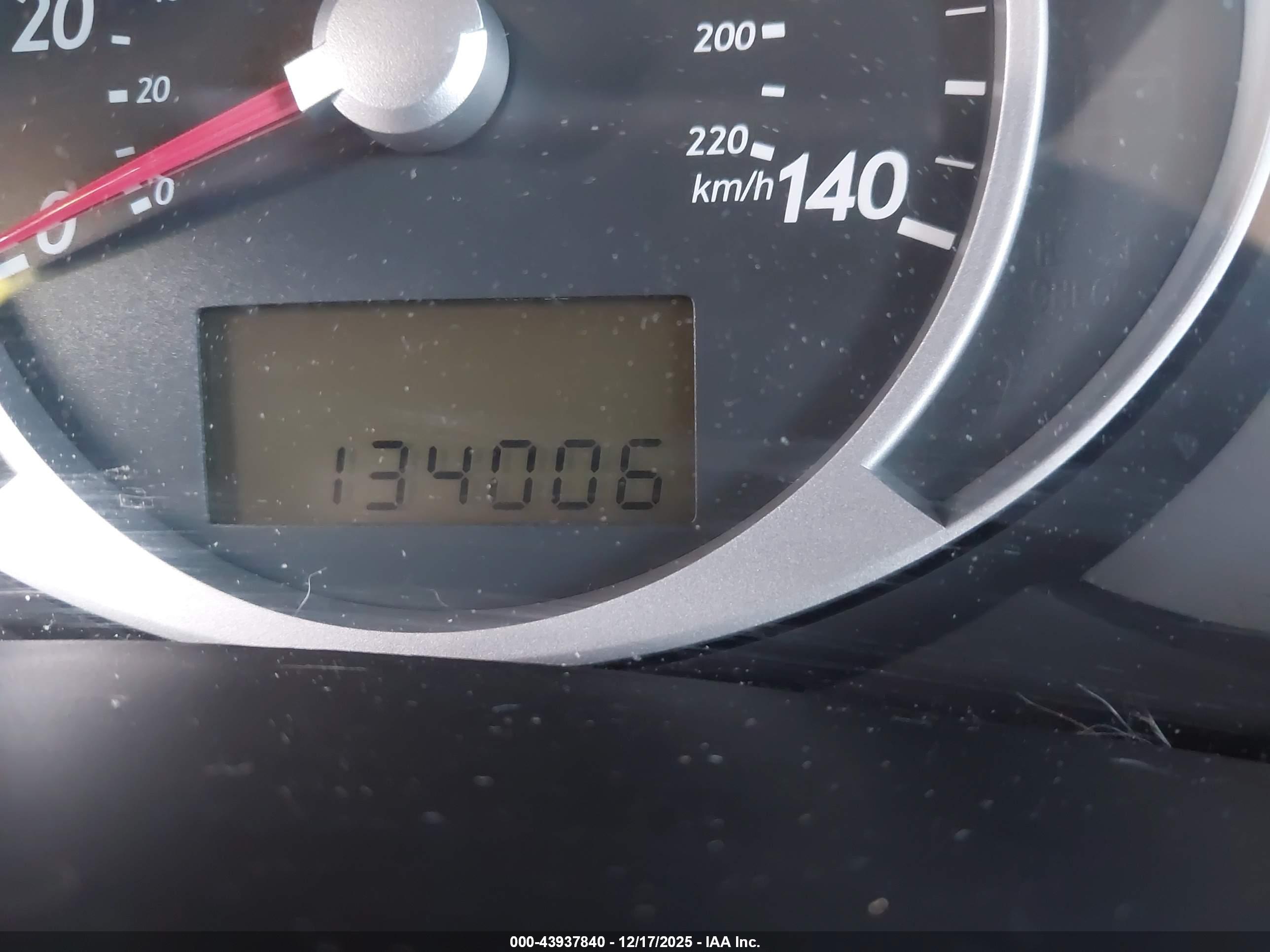 HYUNDAI TUCSON image 7