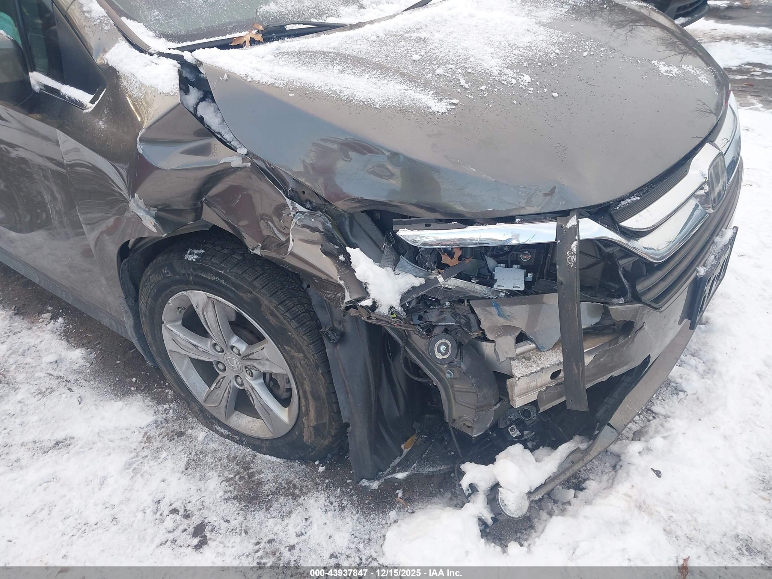 HONDA ODYSSEY image 6