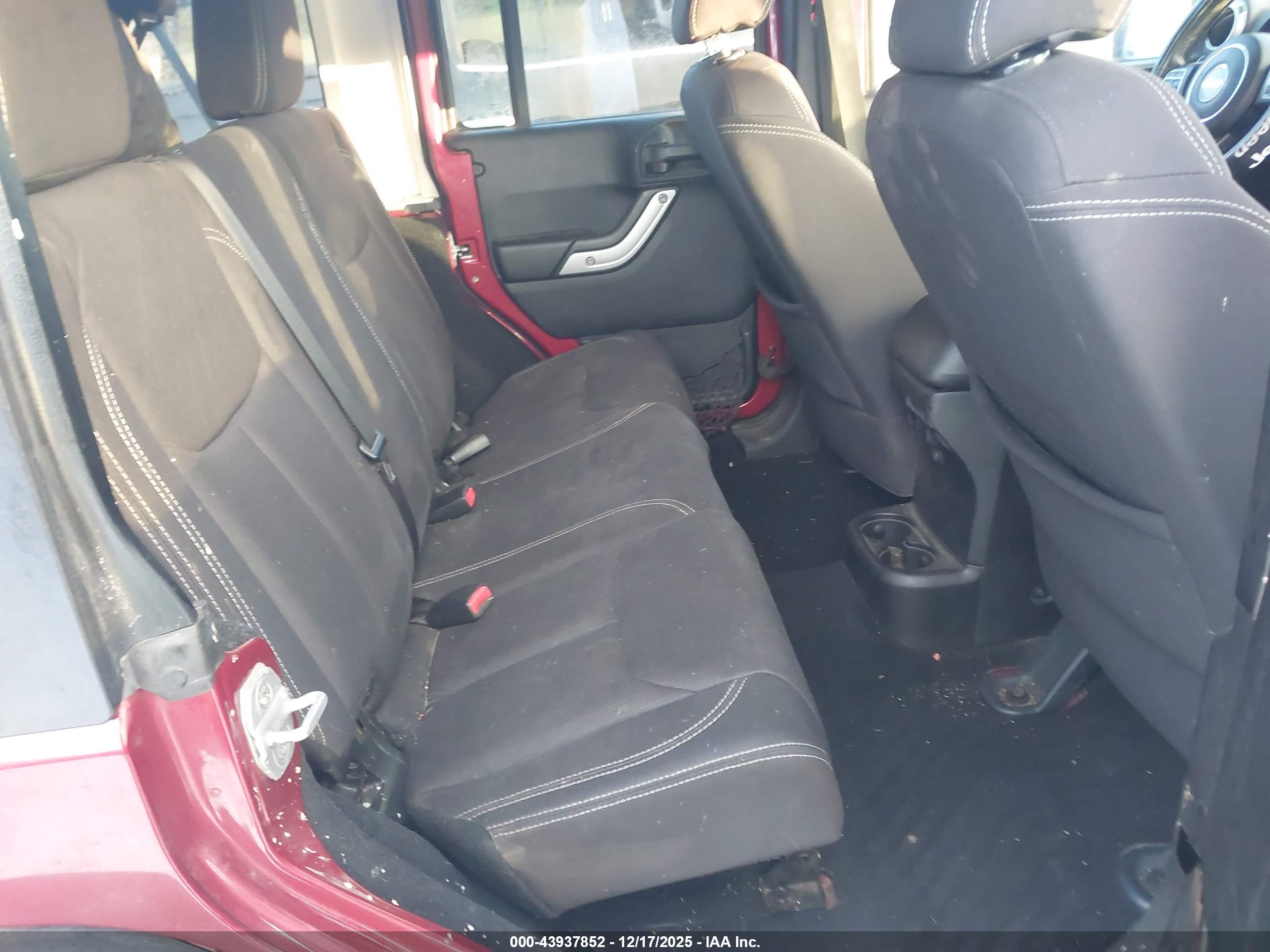 JEEP WRANGLER image 8