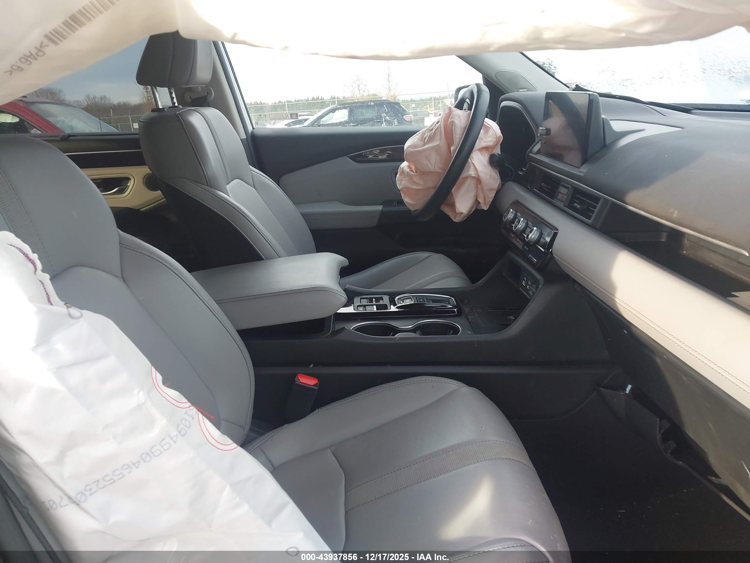 HONDA PILOT image 5