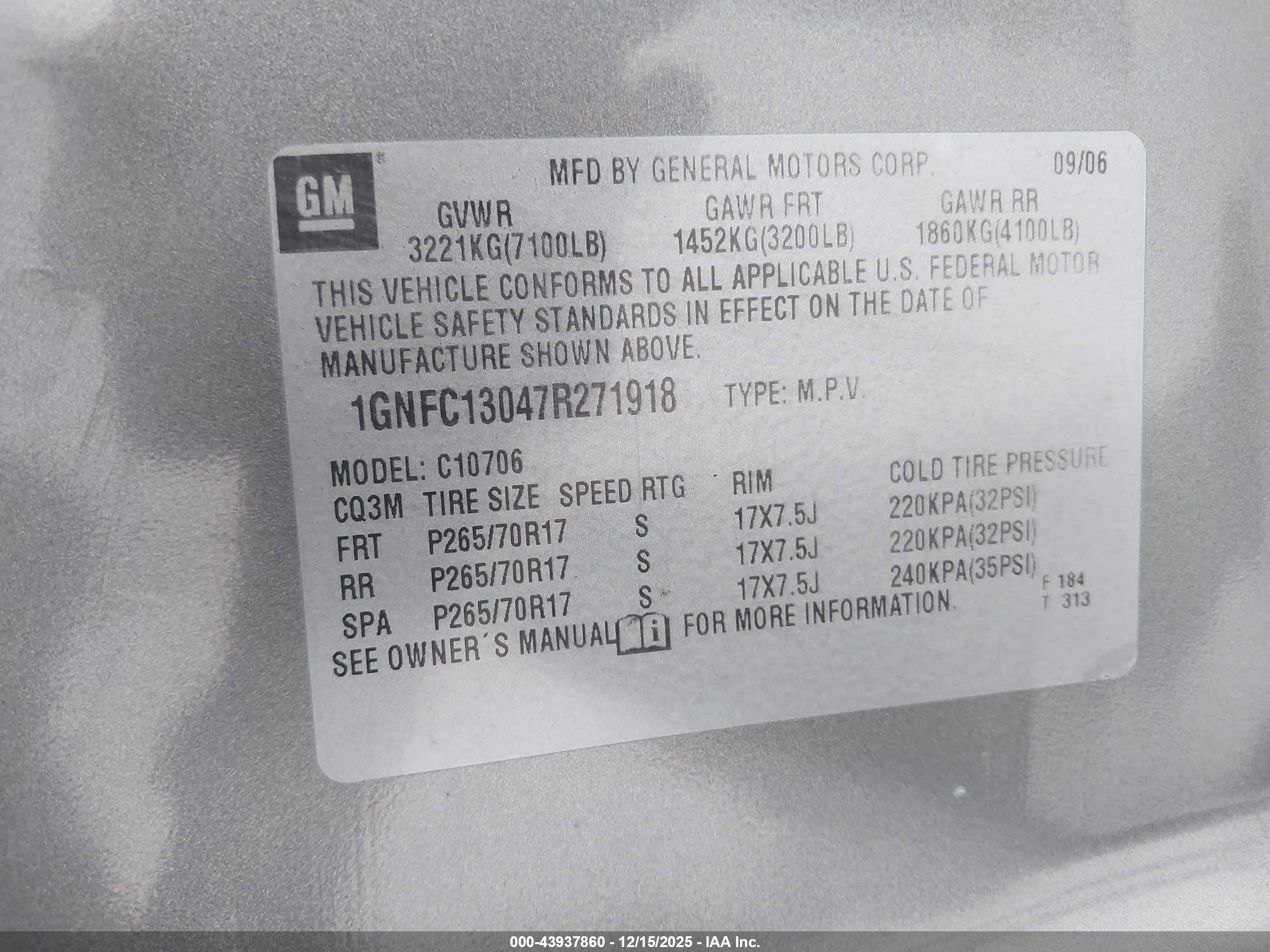 CHEVROLET TAHOE image 9