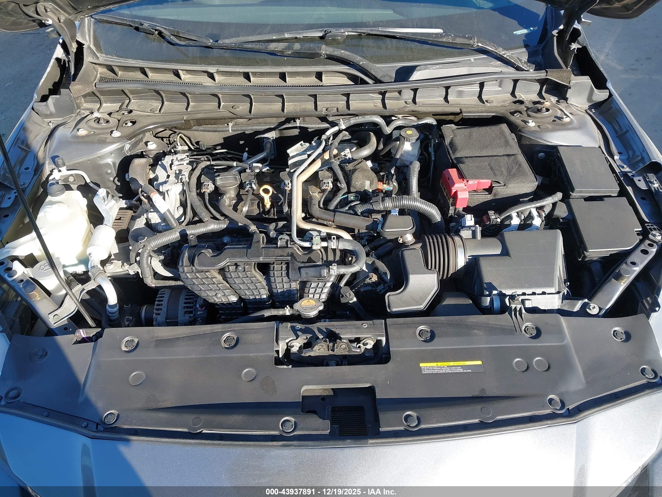 NISSAN ALTIMA image 10