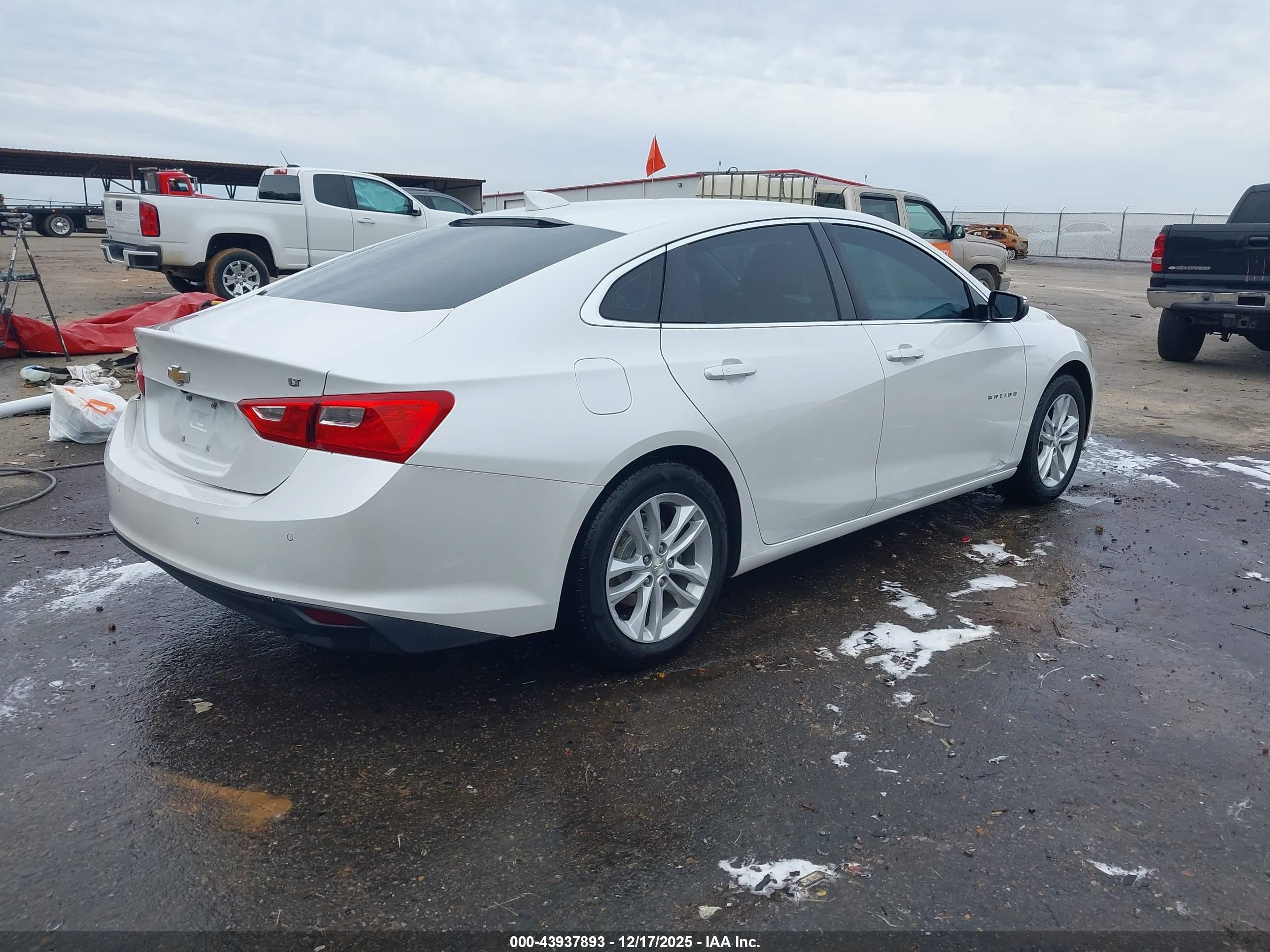 CHEVROLET MALIBU image 4