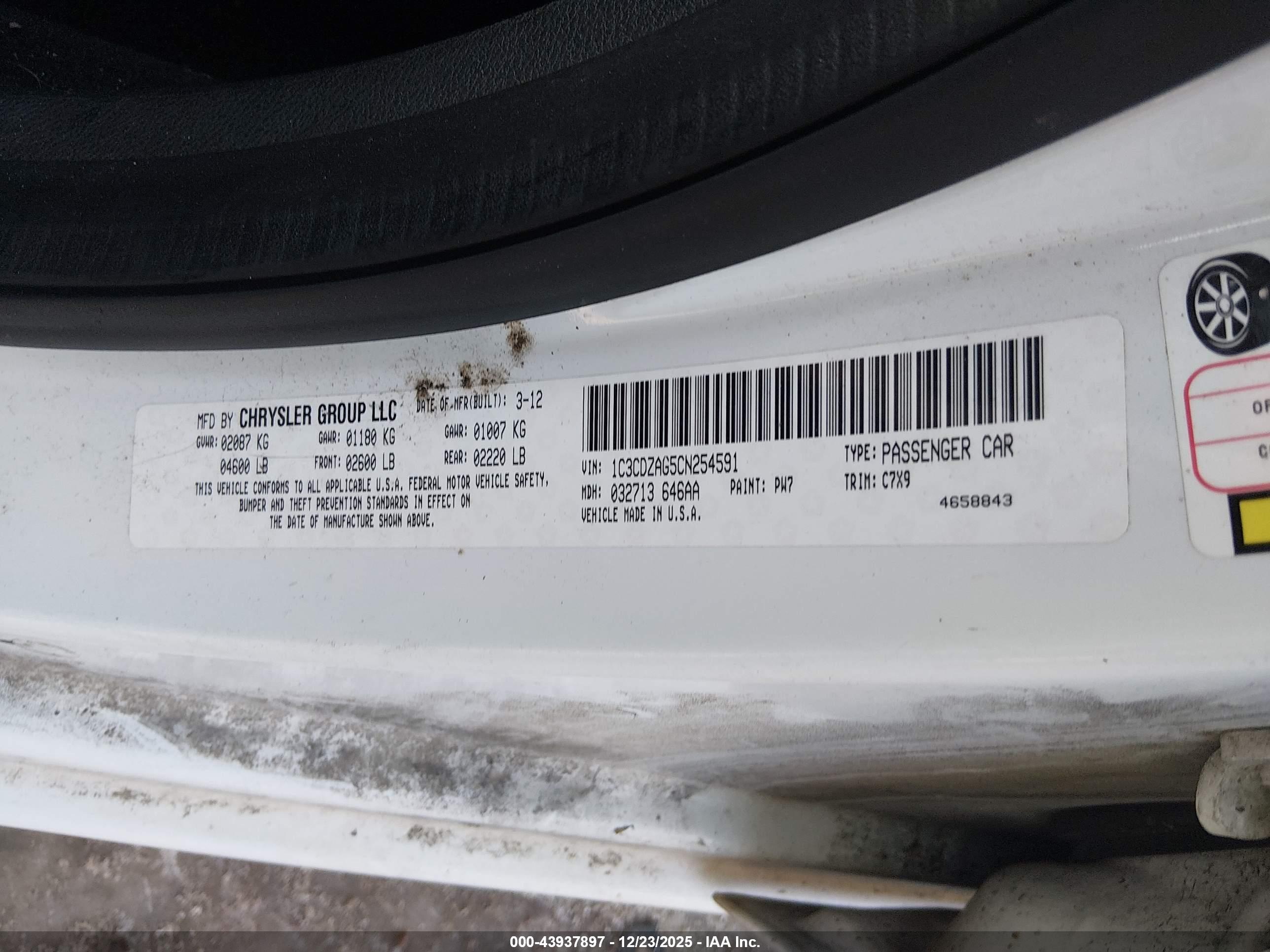 DODGE AVENGER image 9