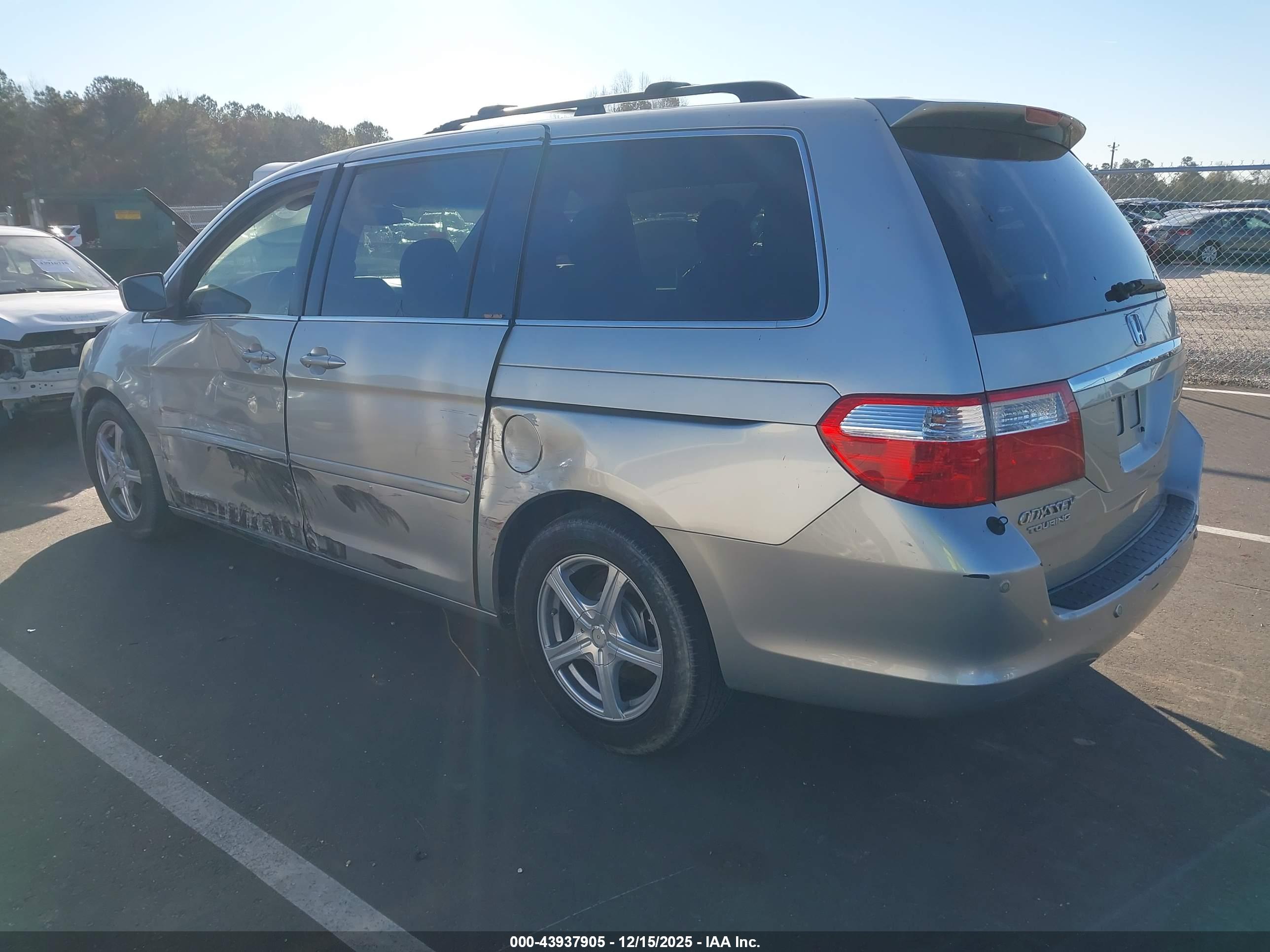 HONDA ODYSSEY image 3