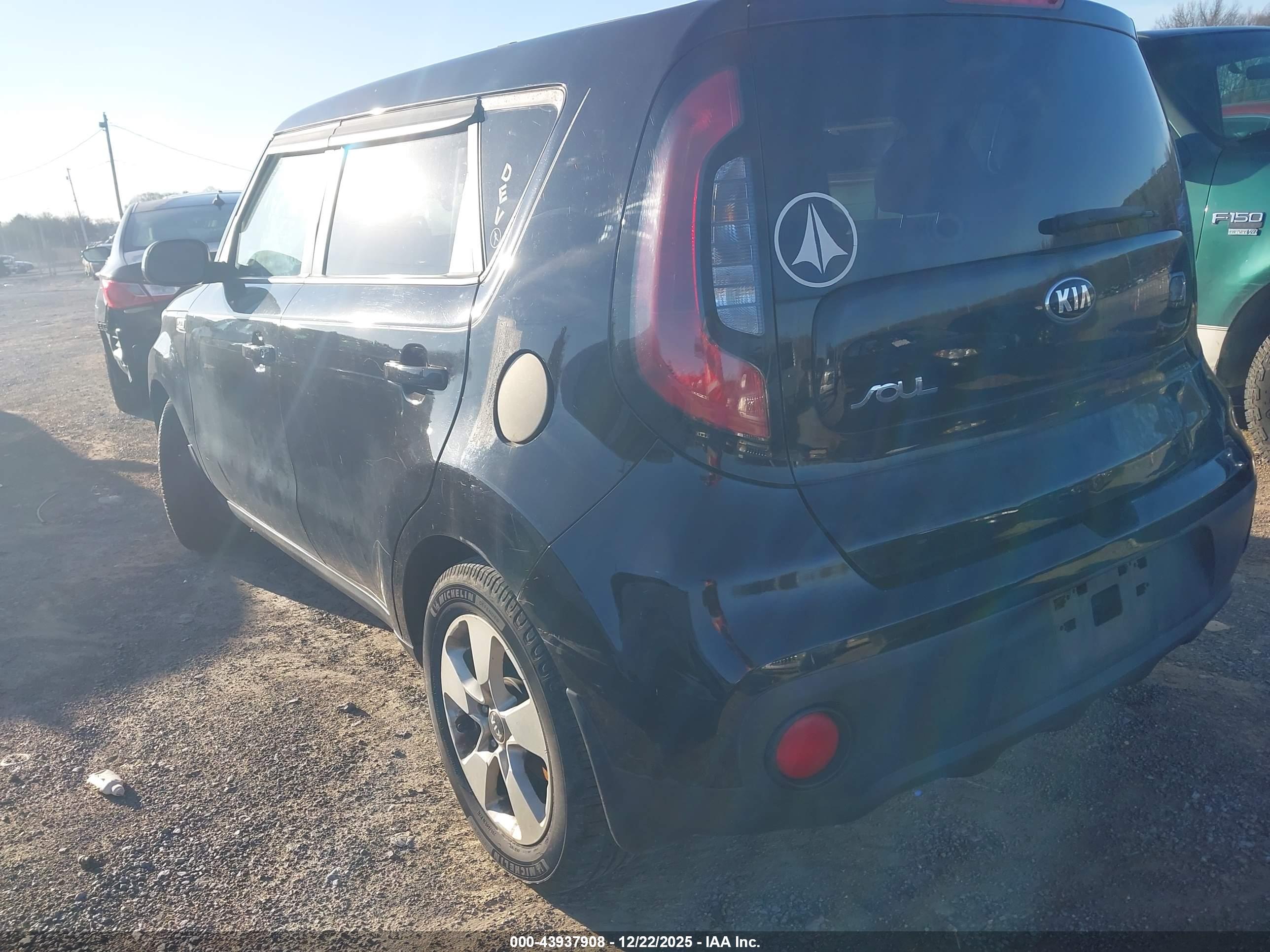 KIA SOUL image 3