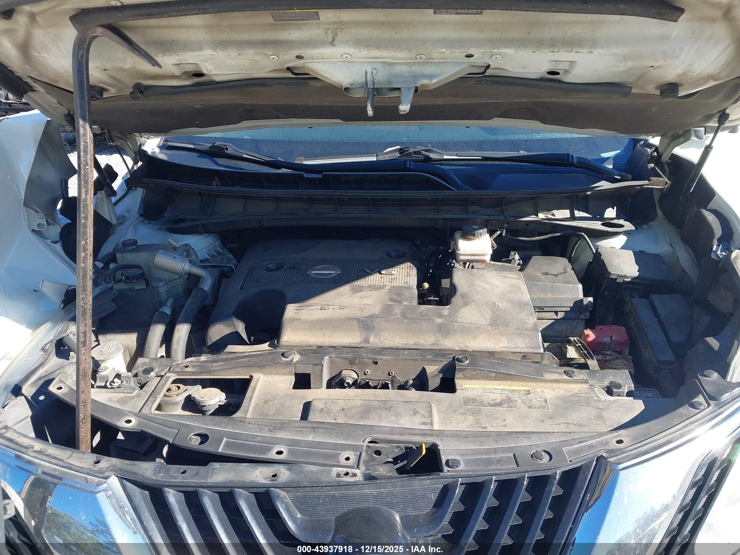NISSAN MURANO image 10