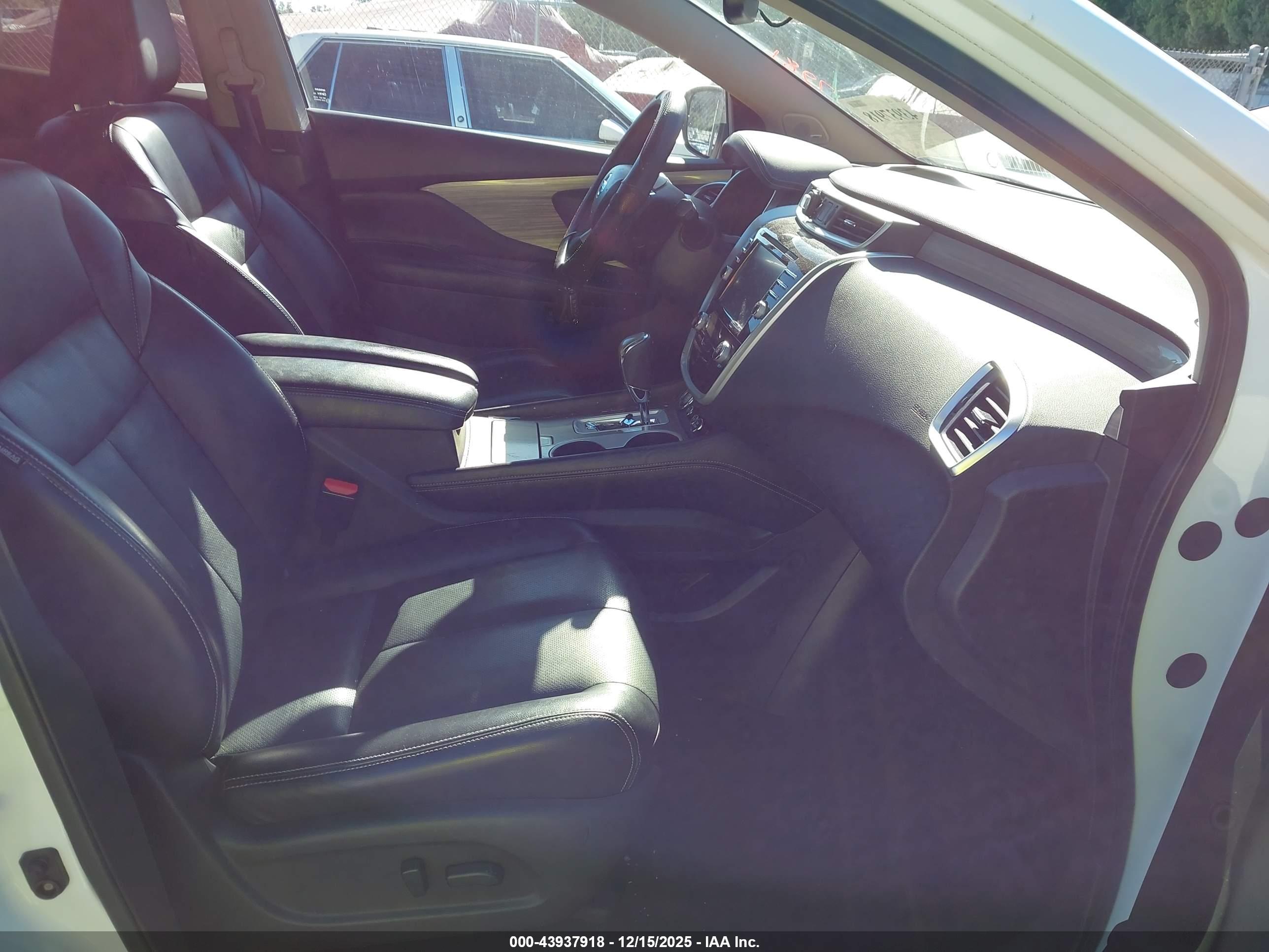 NISSAN MURANO image 5