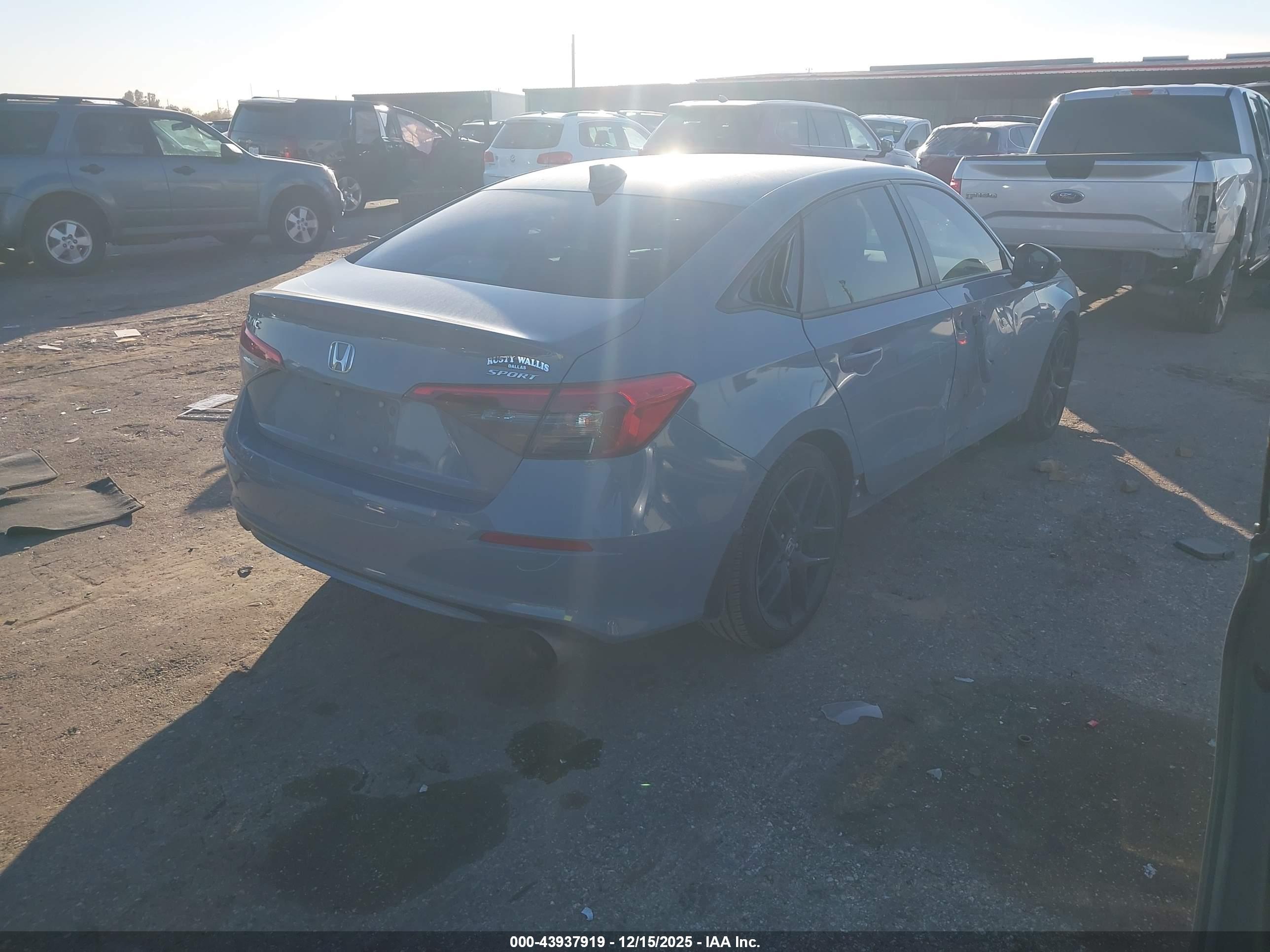 HONDA CIVIC image 4