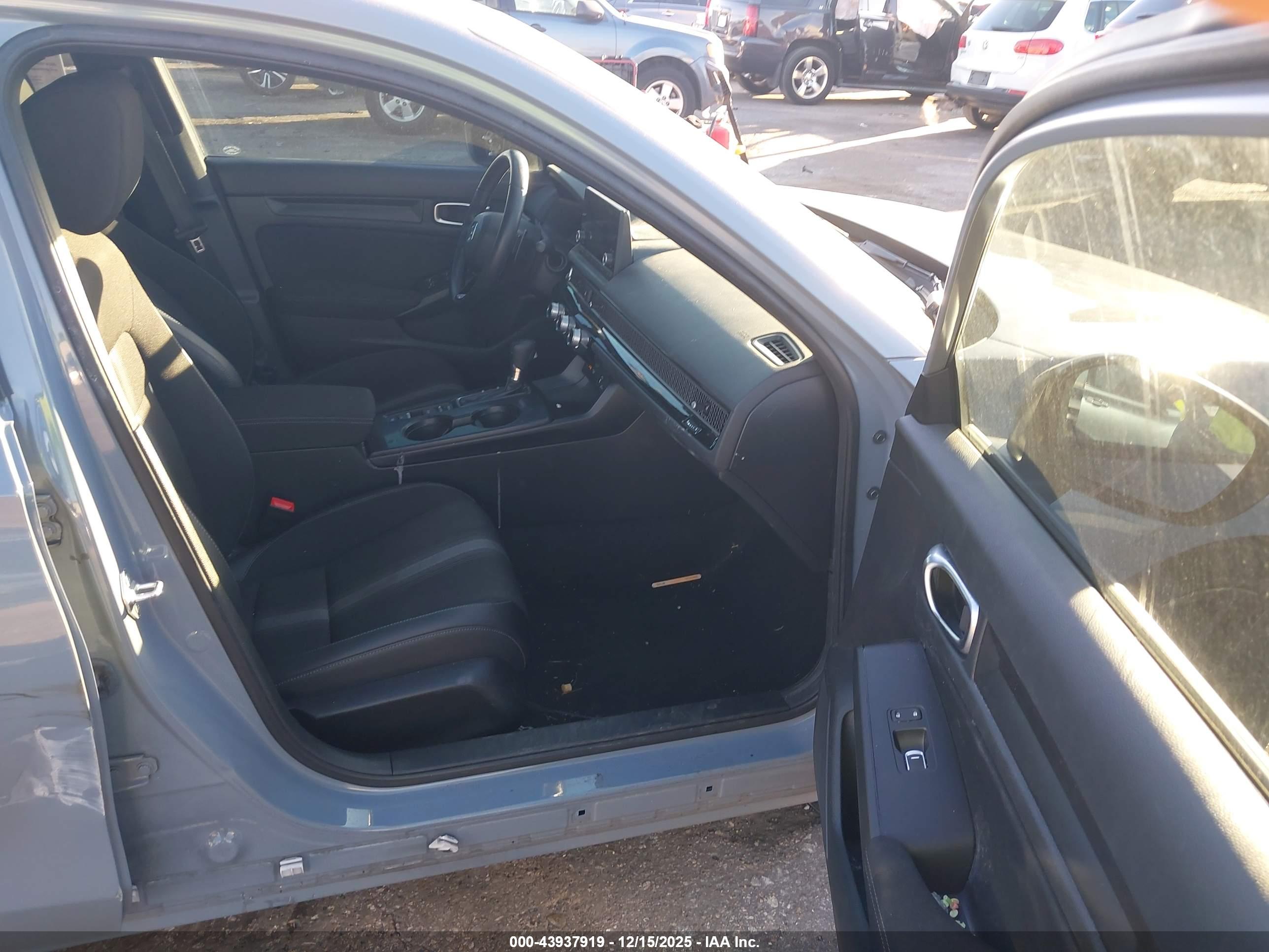 HONDA CIVIC image 5