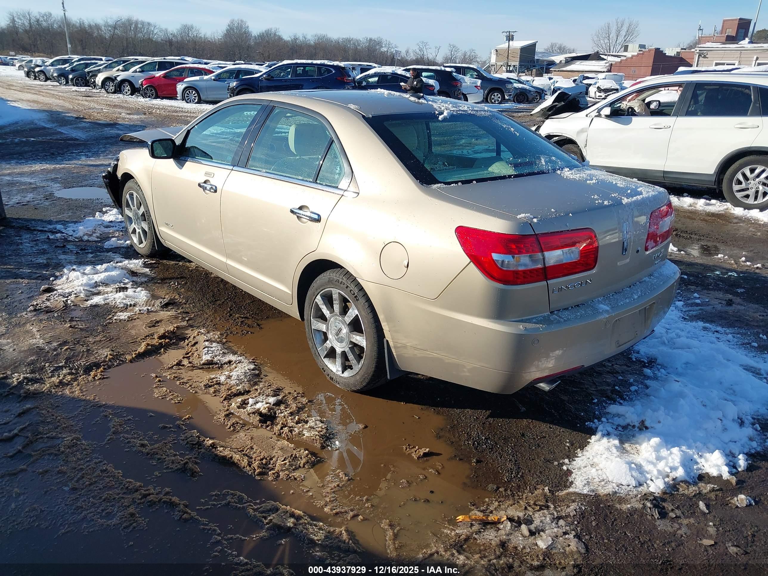 LINCOLN MKZ image 3