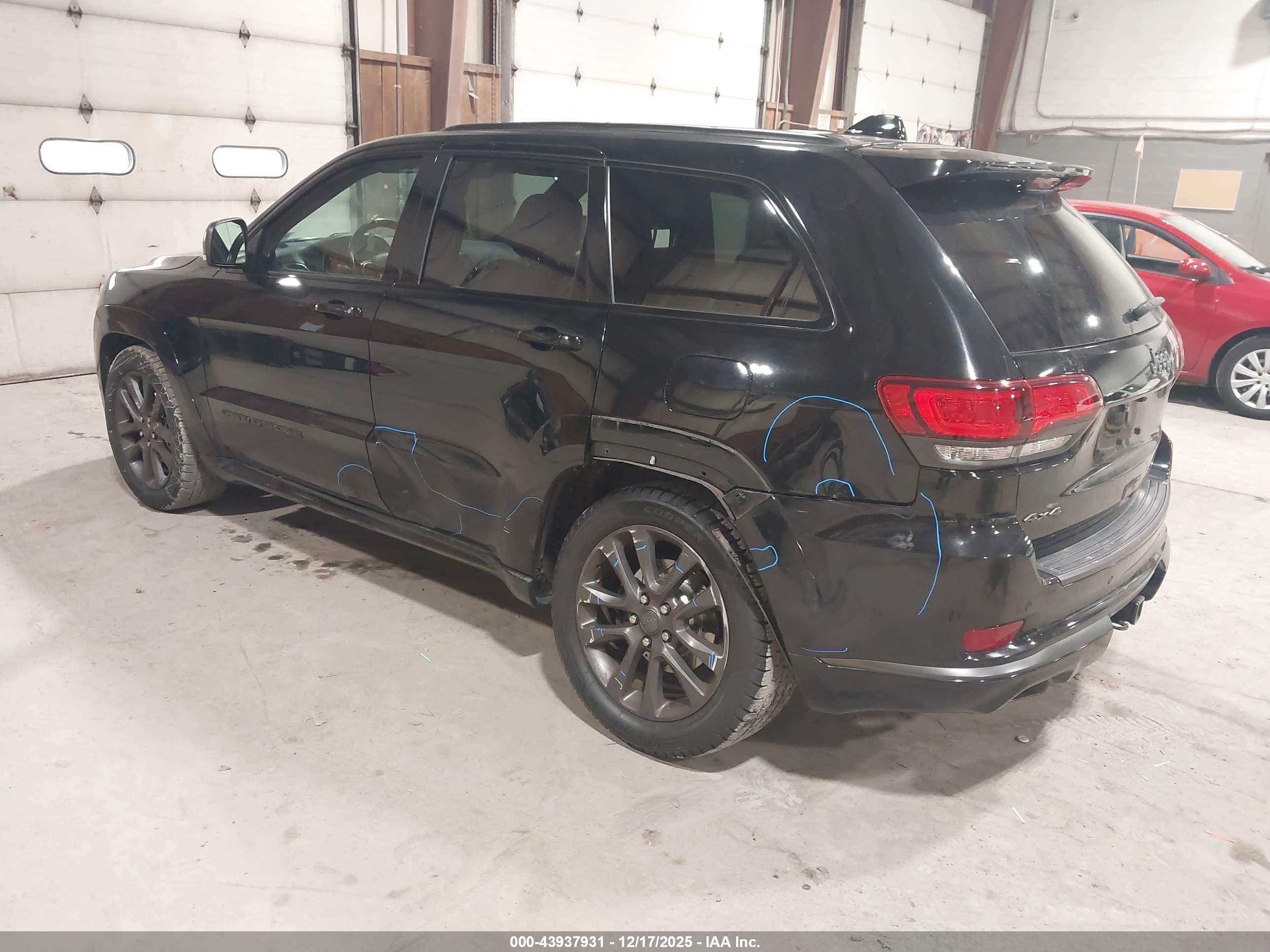 JEEP GRAND image 3