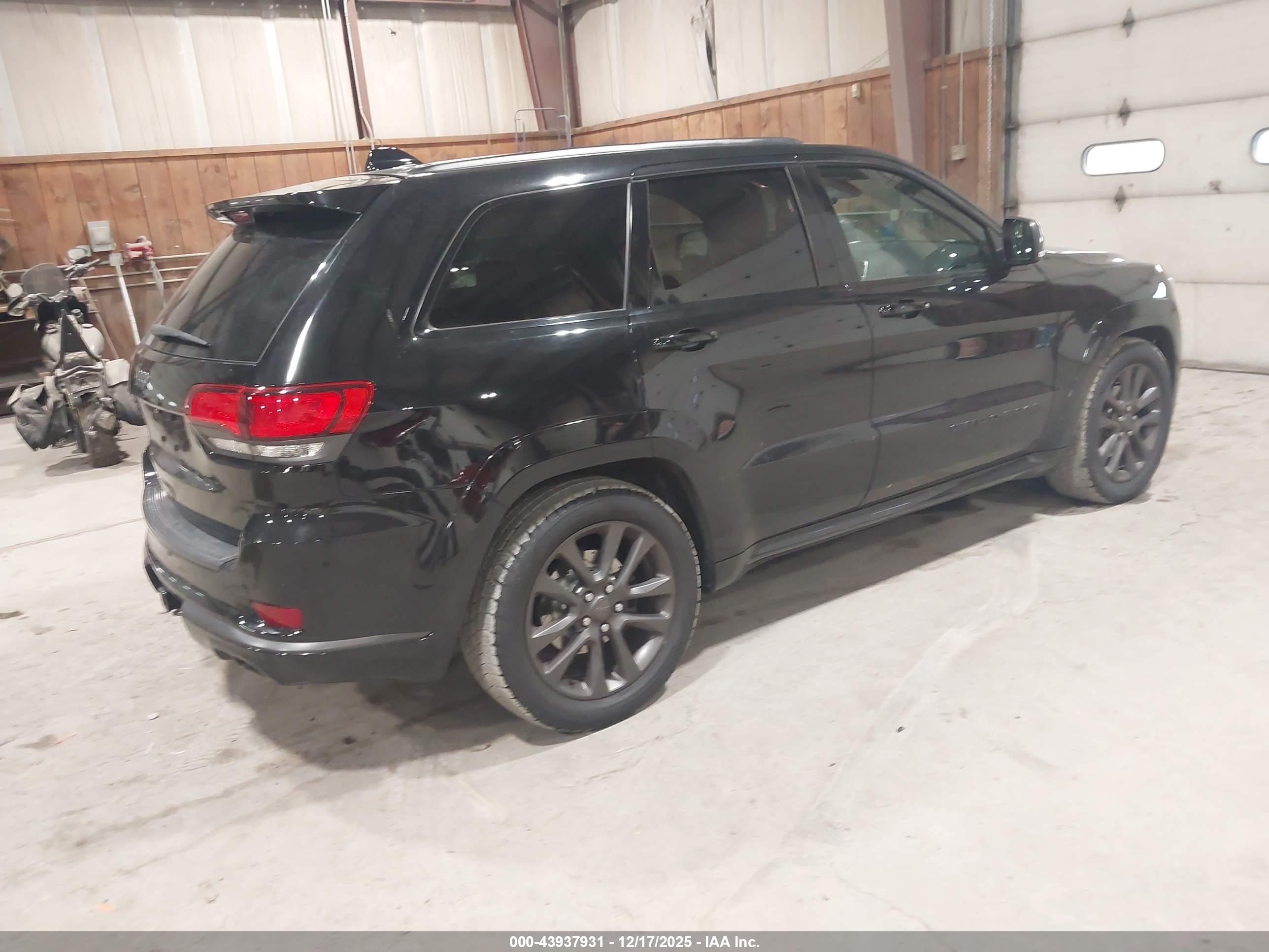 JEEP GRAND image 4
