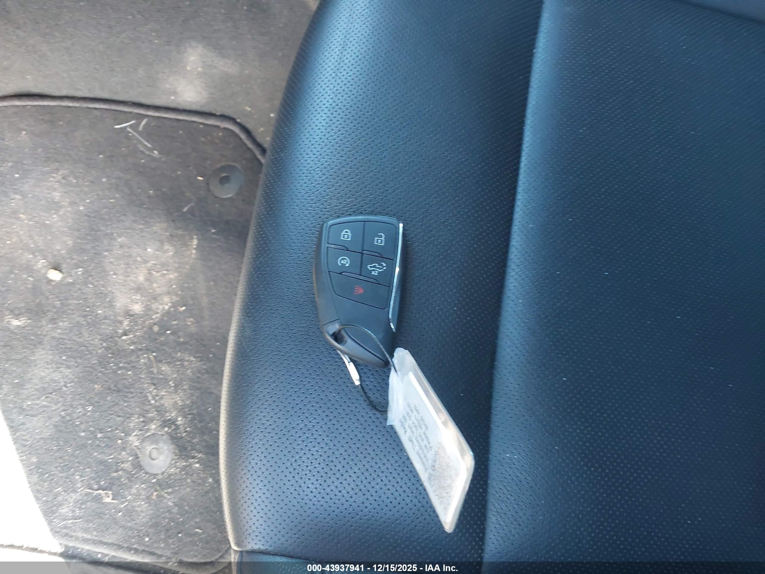 GMC SIERRA image 11