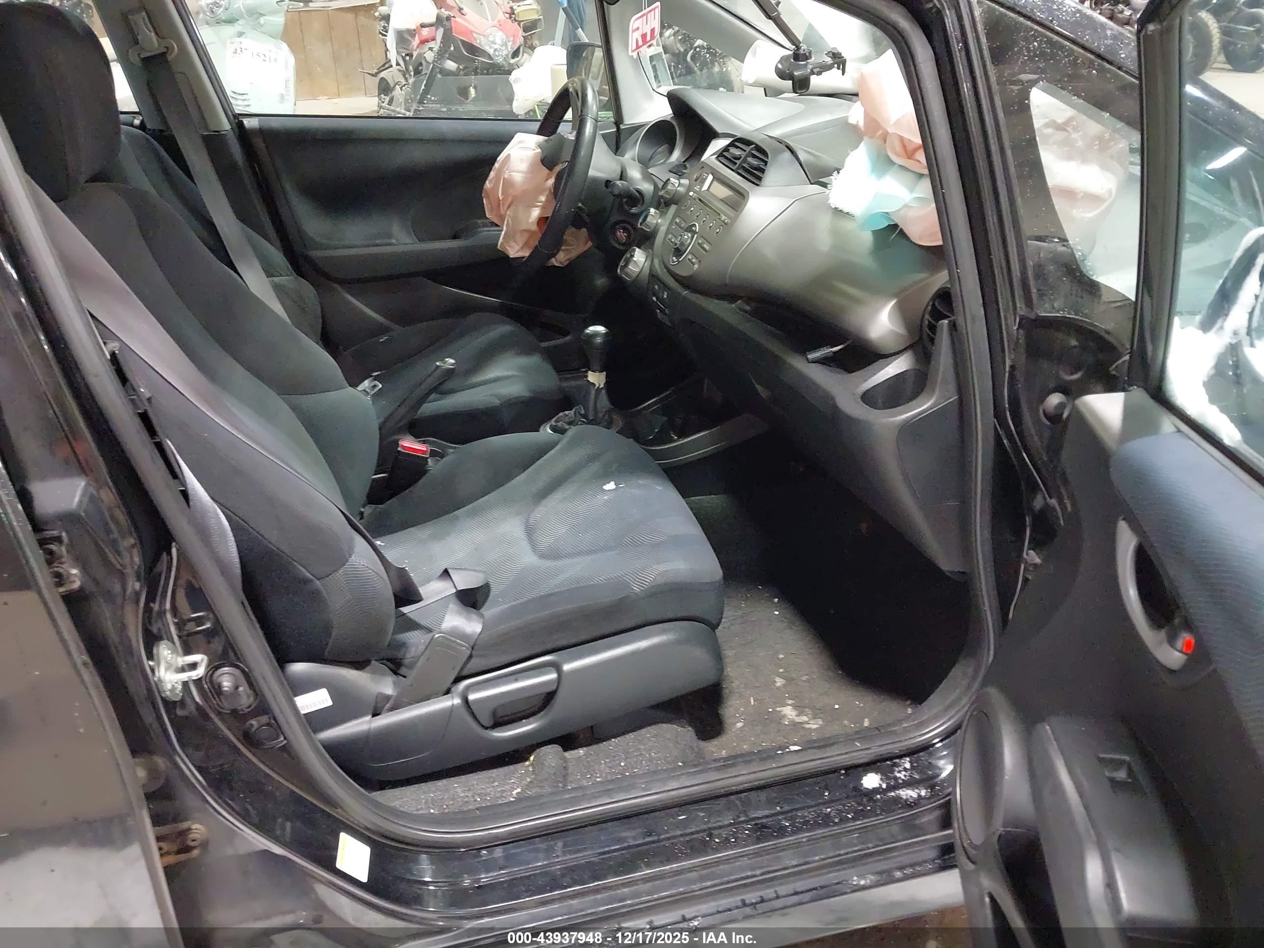 HONDA FIT image 5