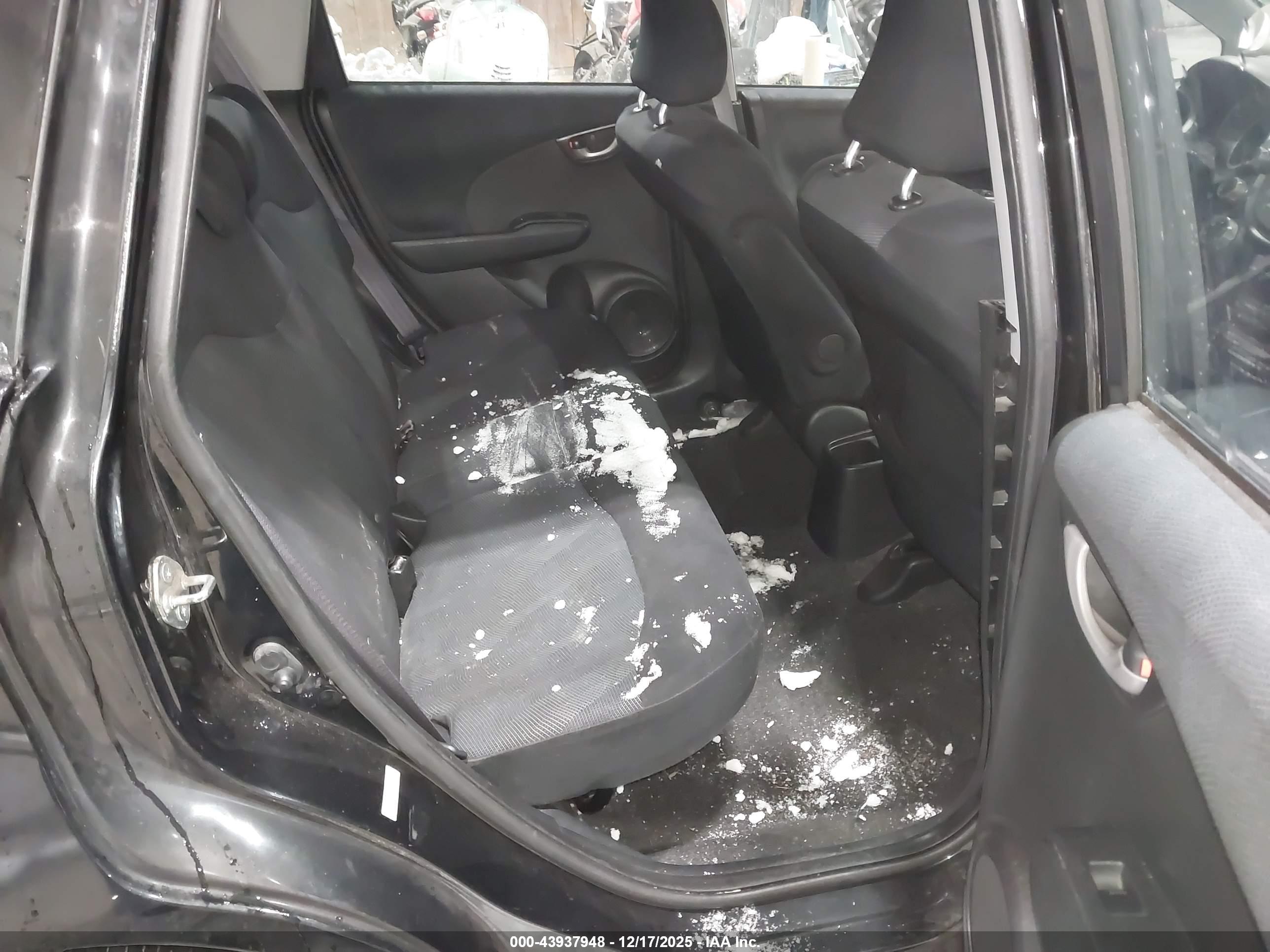 HONDA FIT image 8