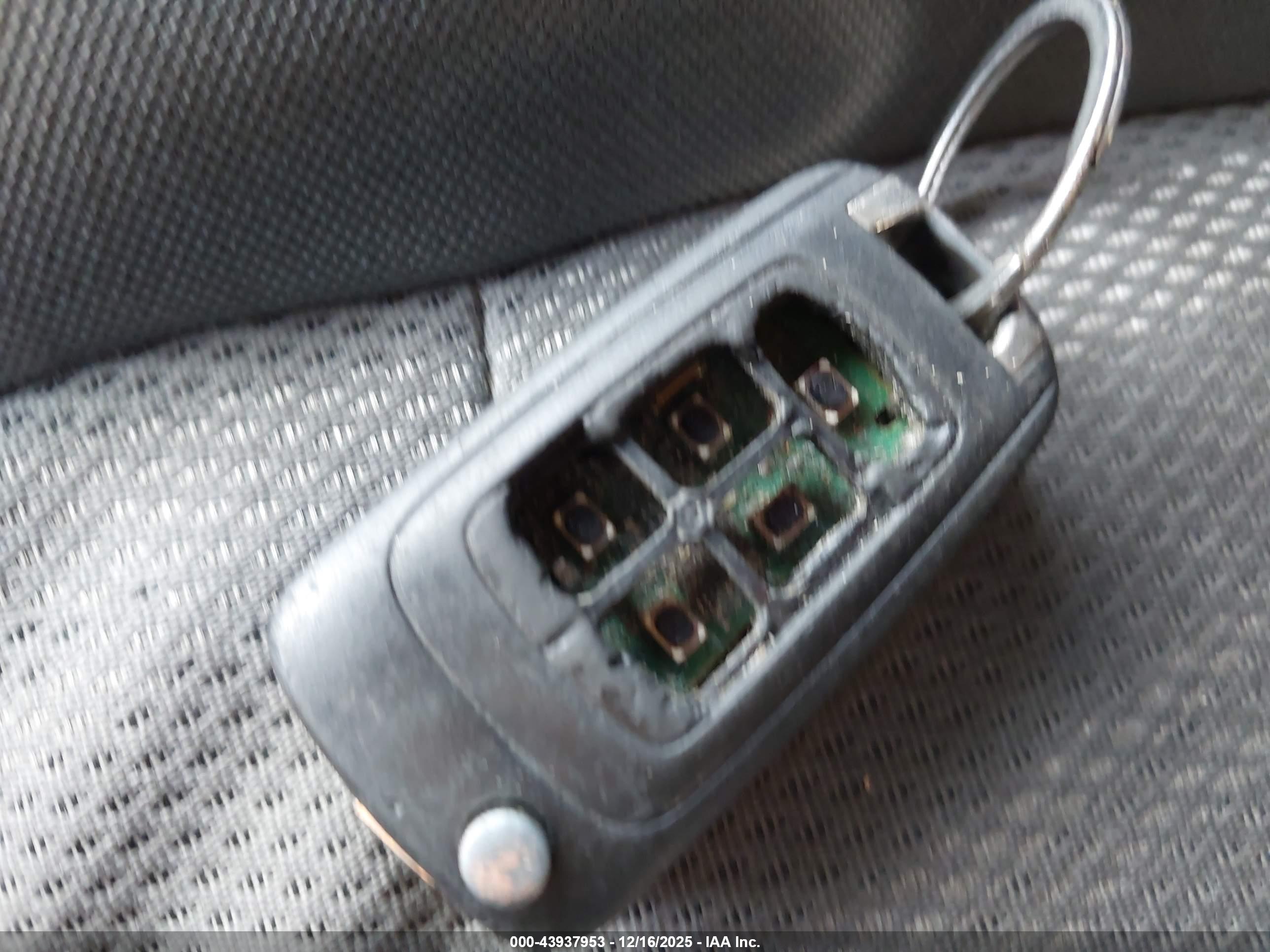 CHEVROLET SONIC image 11