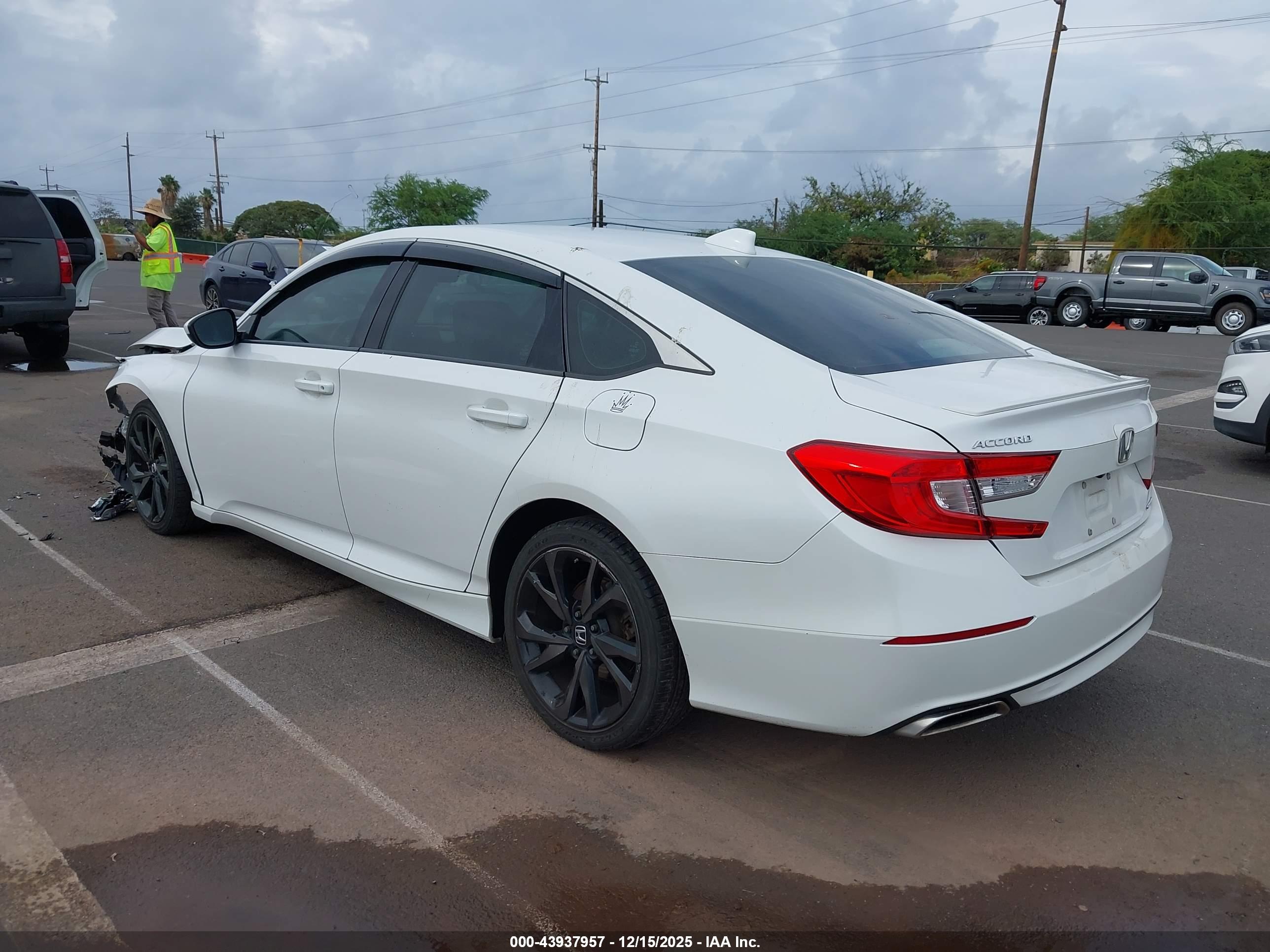 HONDA ACCORD image 3