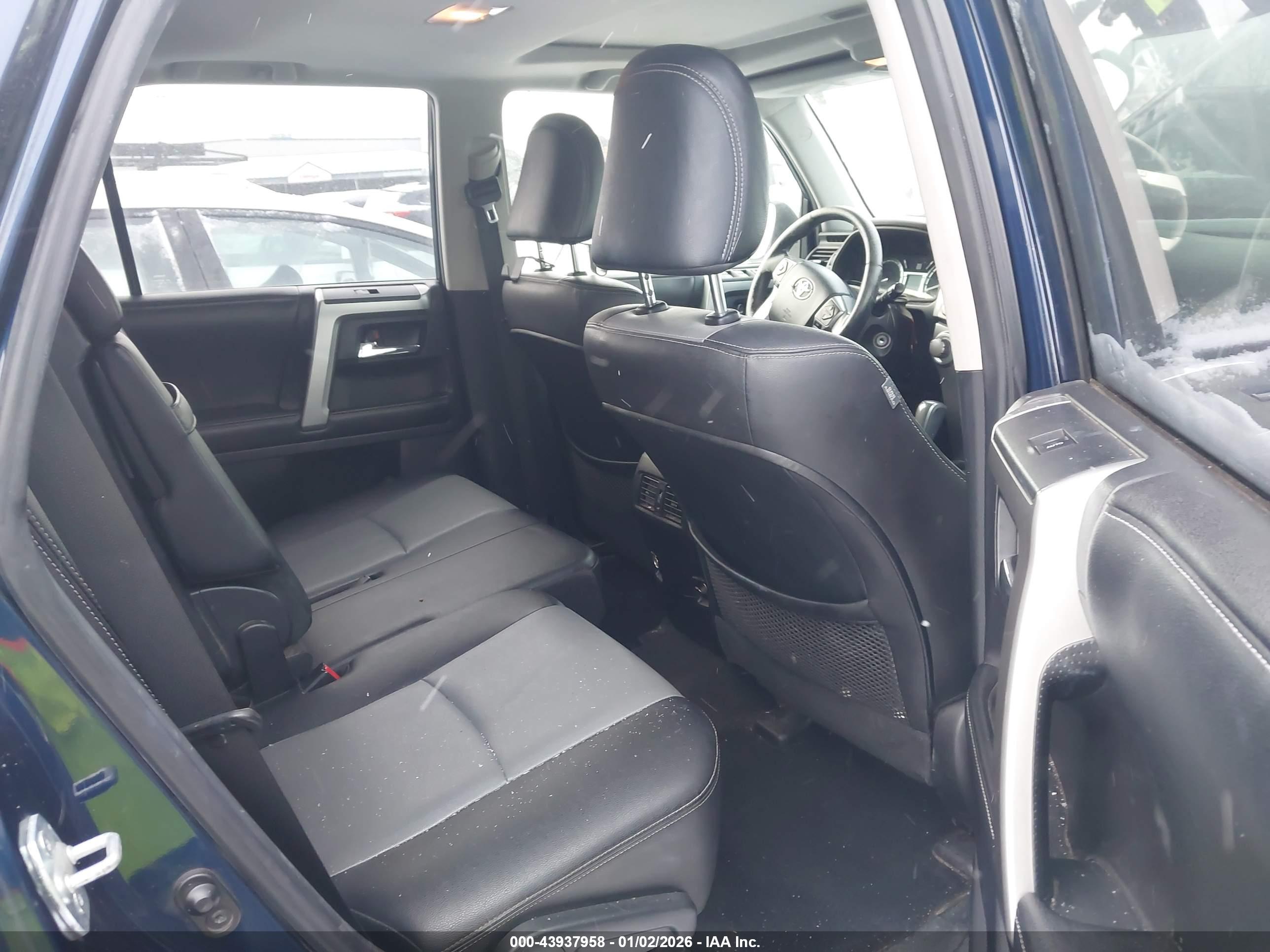 TOYOTA 4RUNNER image 8