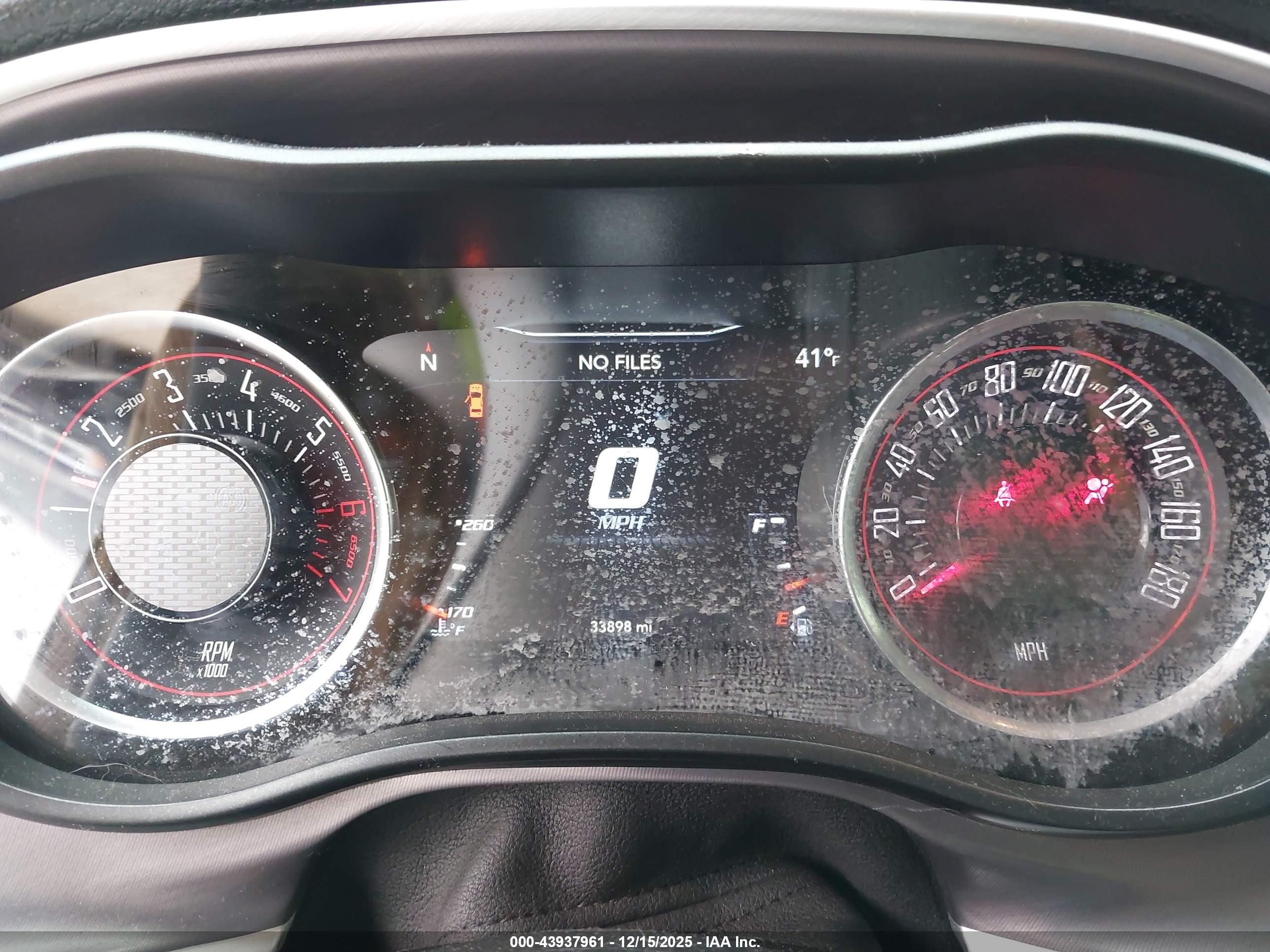 DODGE CHALLENGER image 7