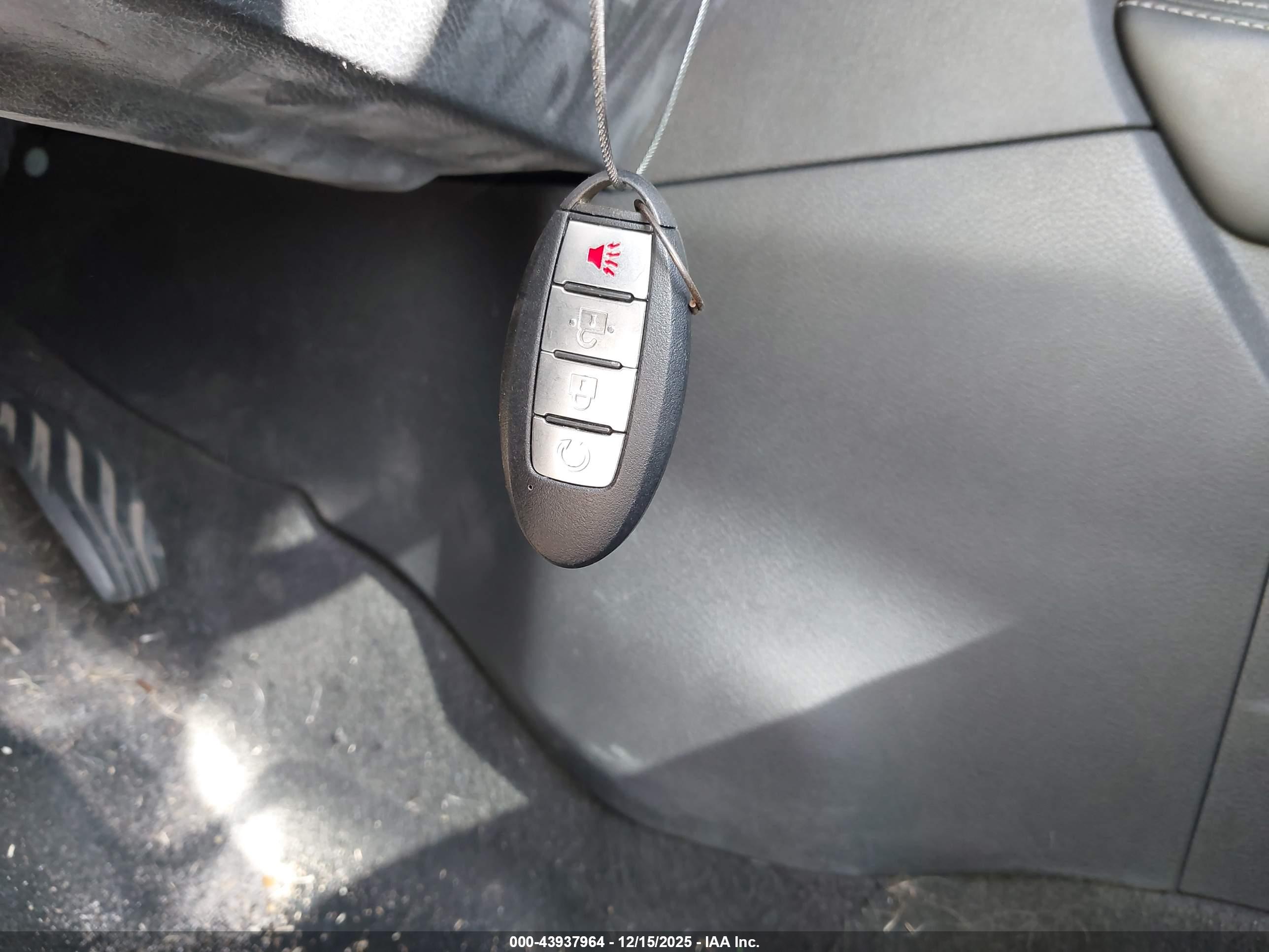 NISSAN KICKS image 11