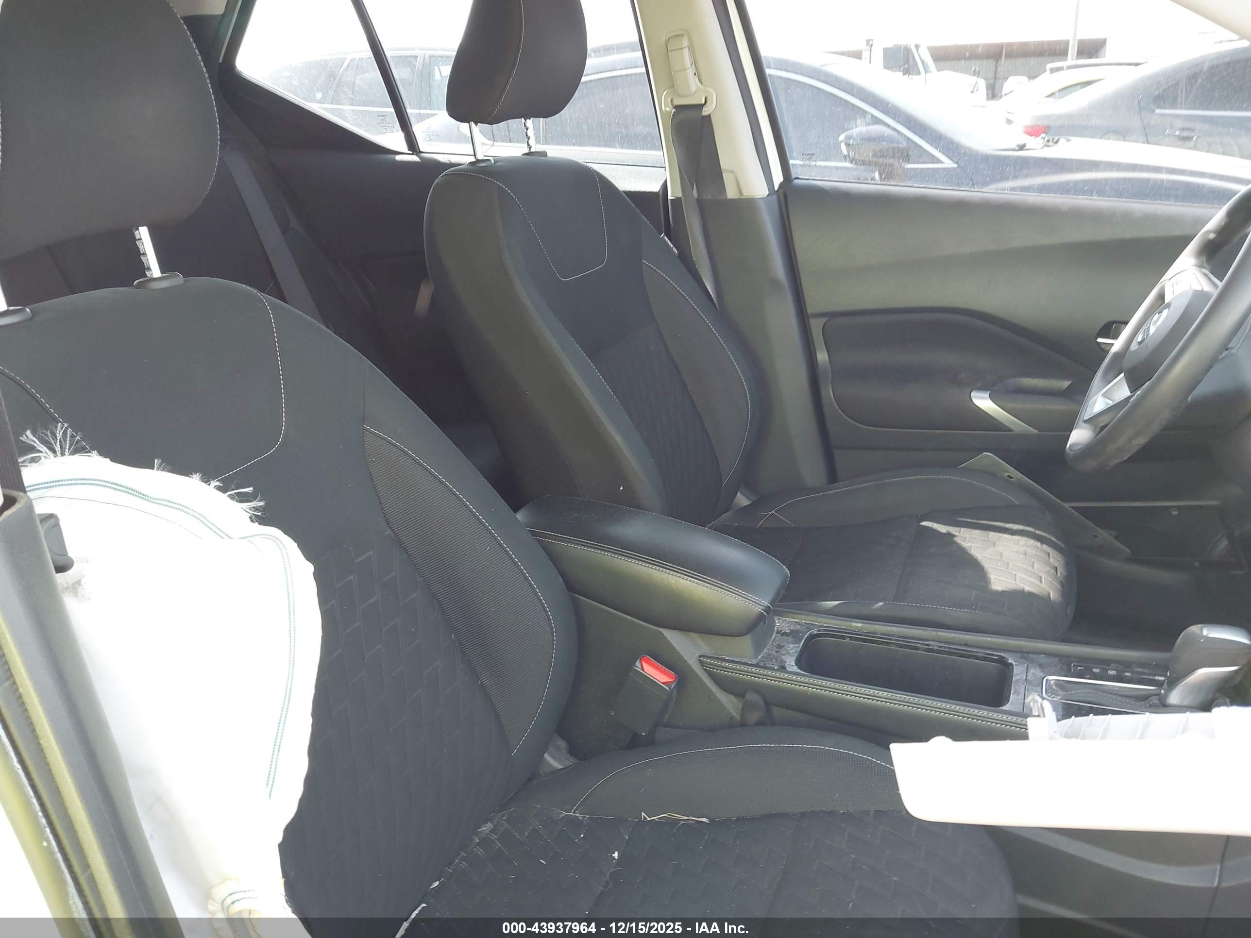 NISSAN KICKS image 5