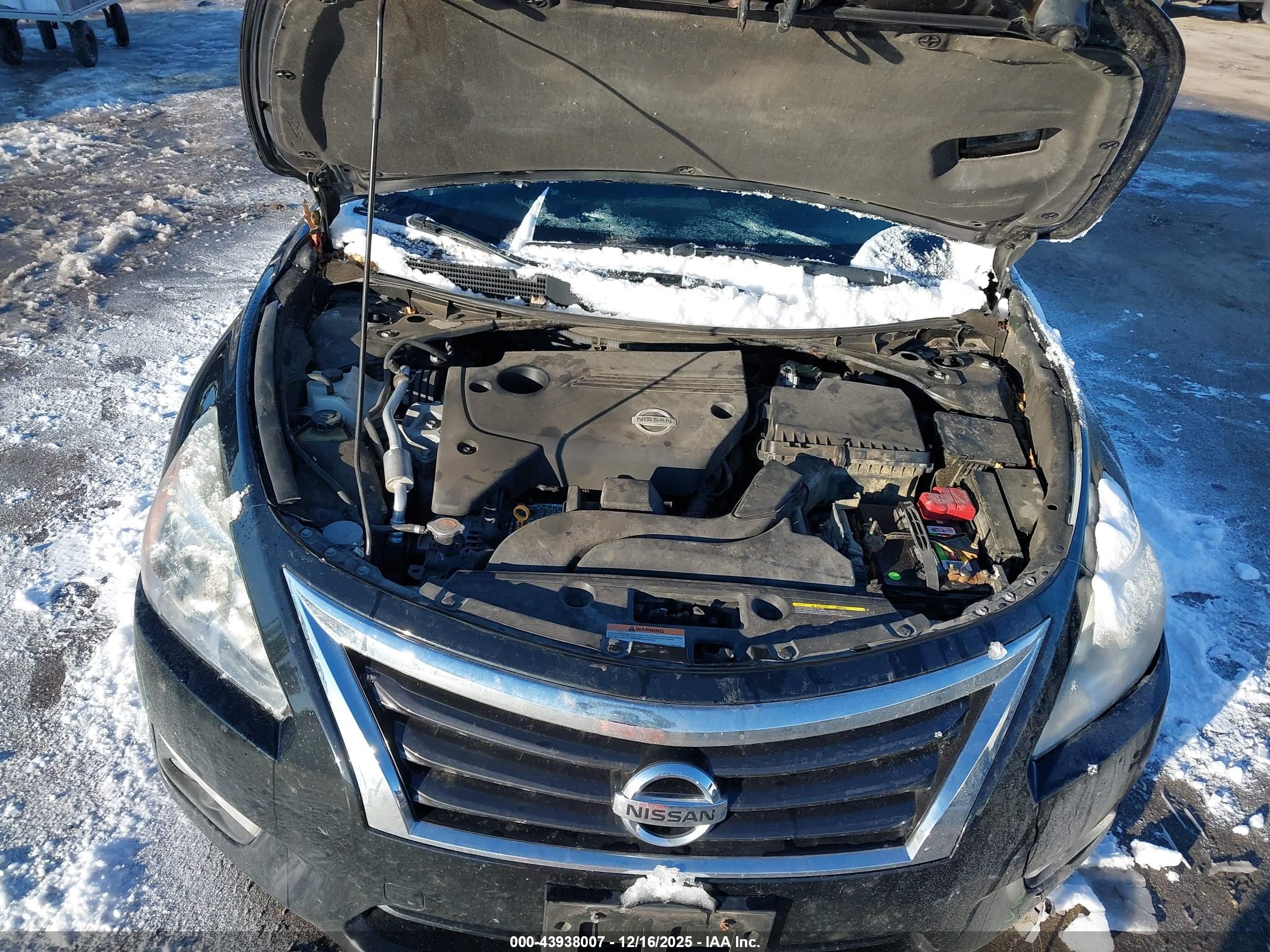 NISSAN ALTIMA image 10