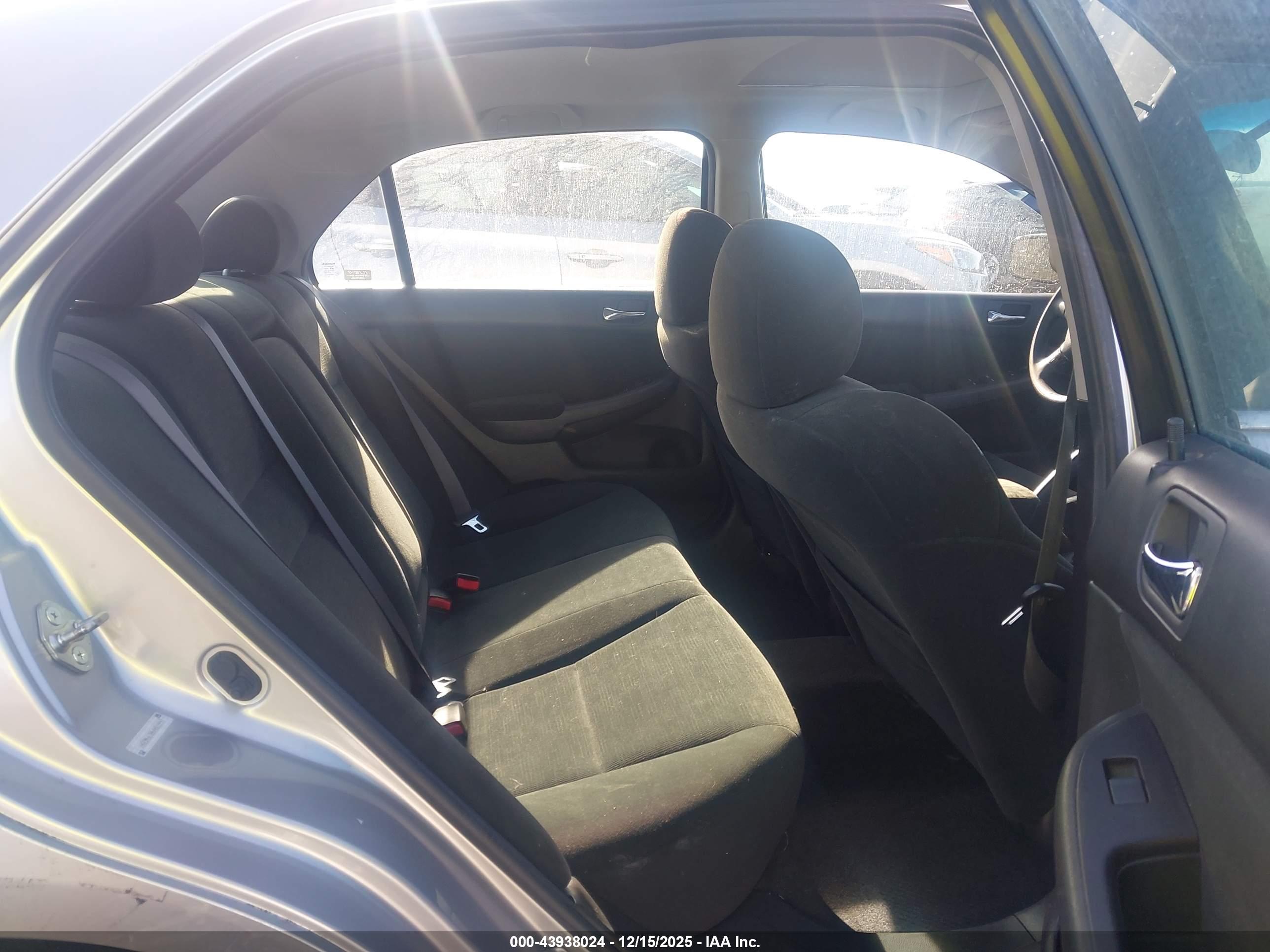 HONDA ACCORD image 8