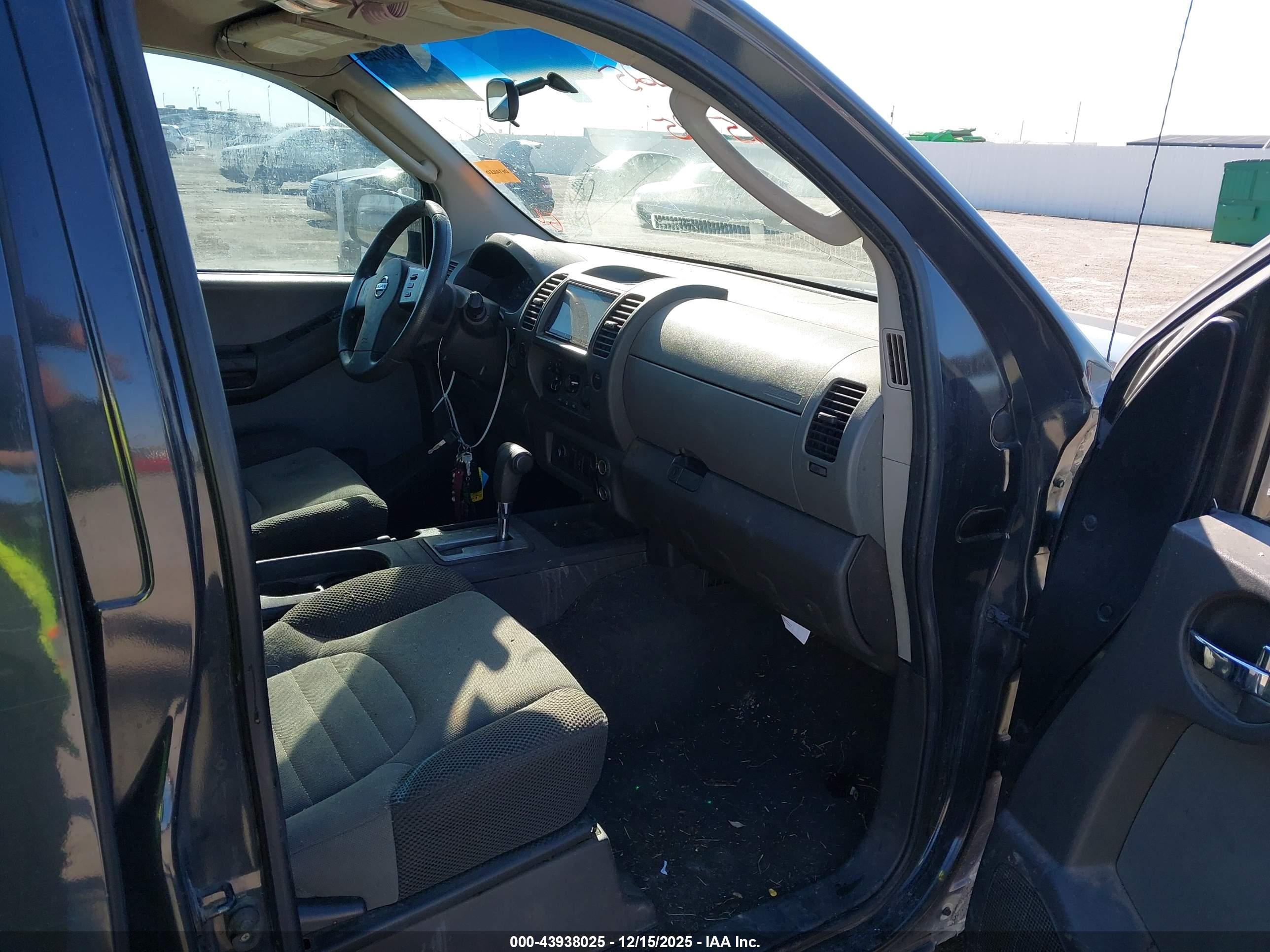 NISSAN XTERRA image 5
