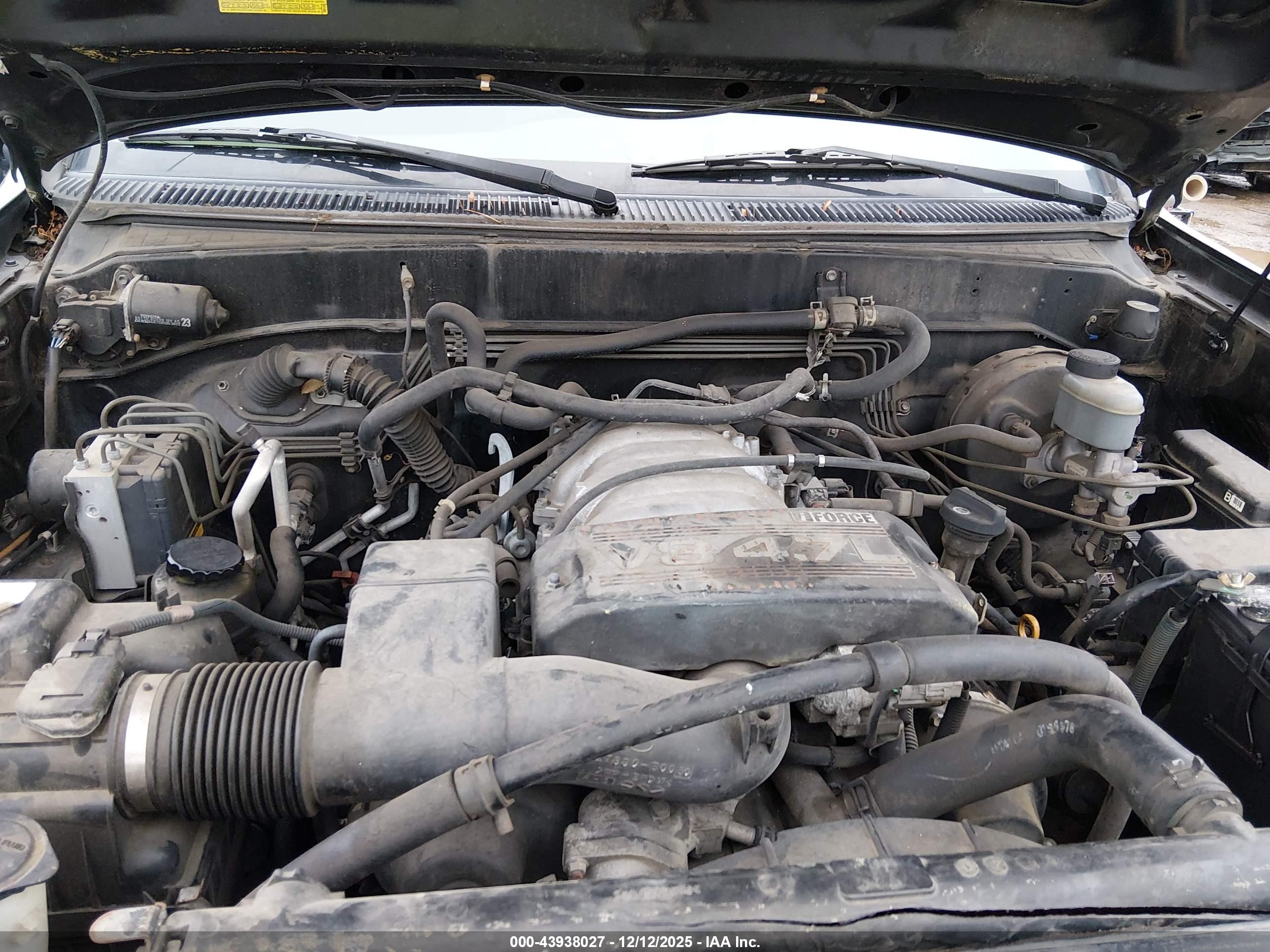 TOYOTA SEQUOIA image 10