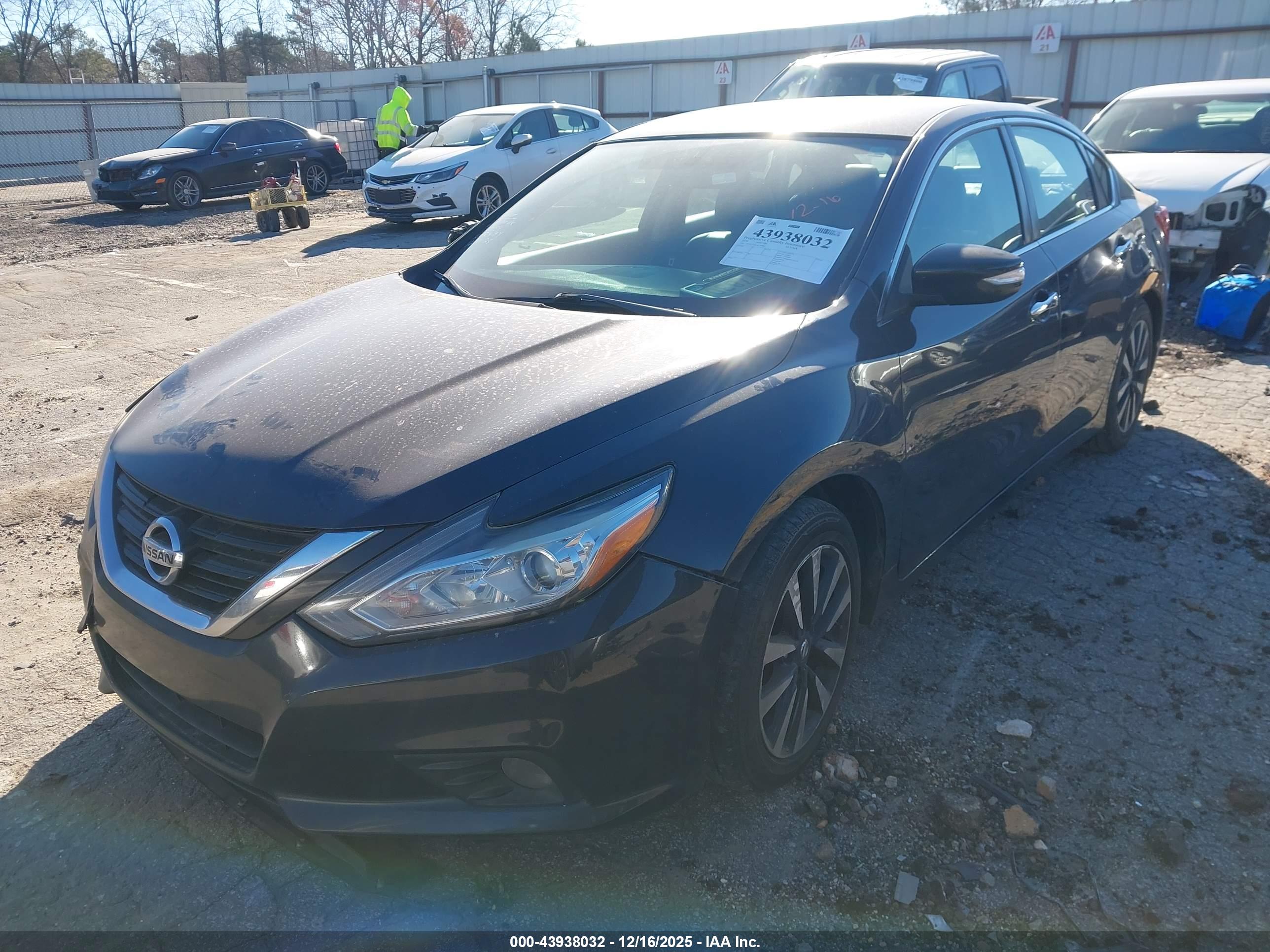 NISSAN ALTIMA image 2