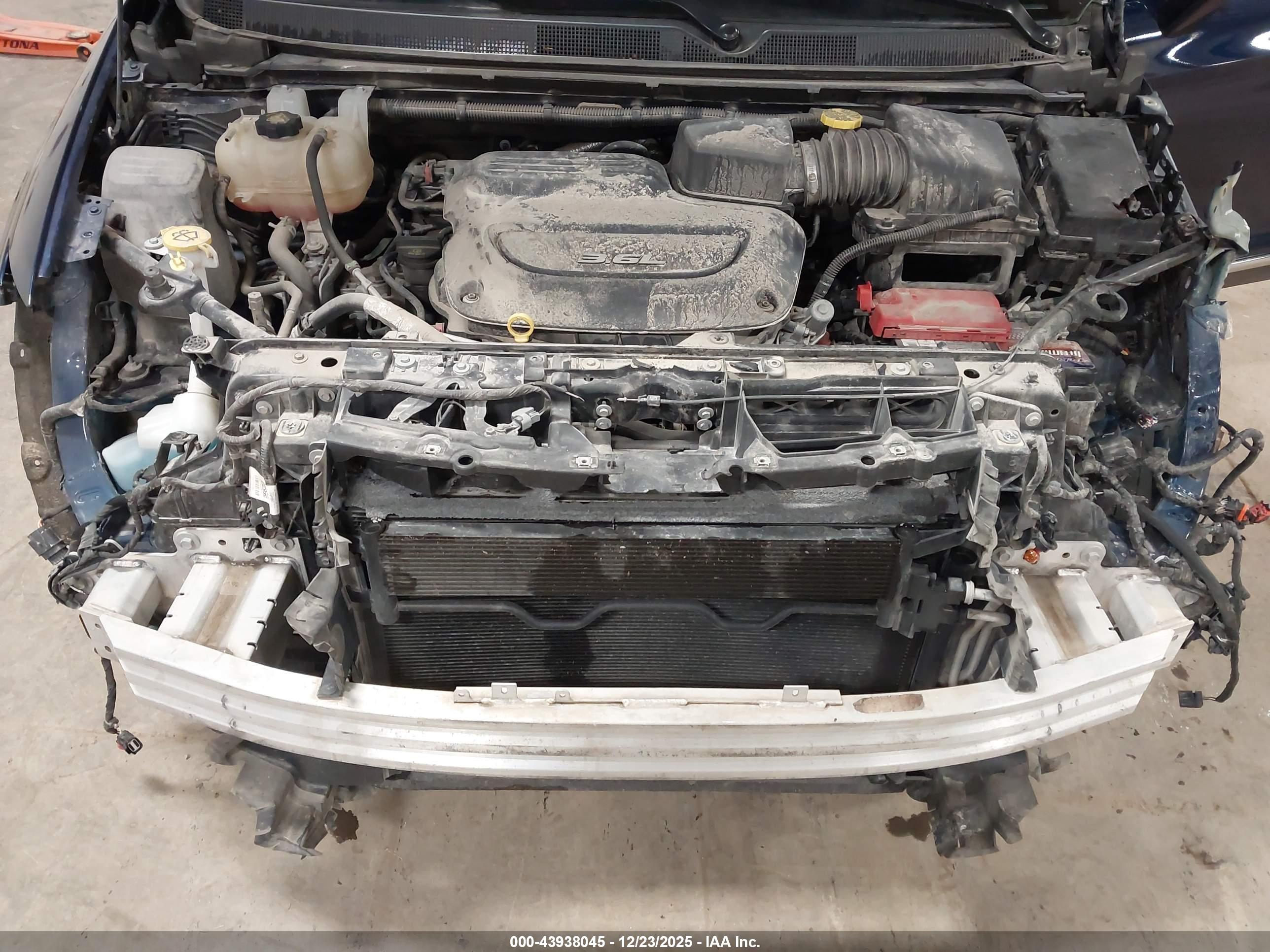 CHRYSLER PACIFICA image 10