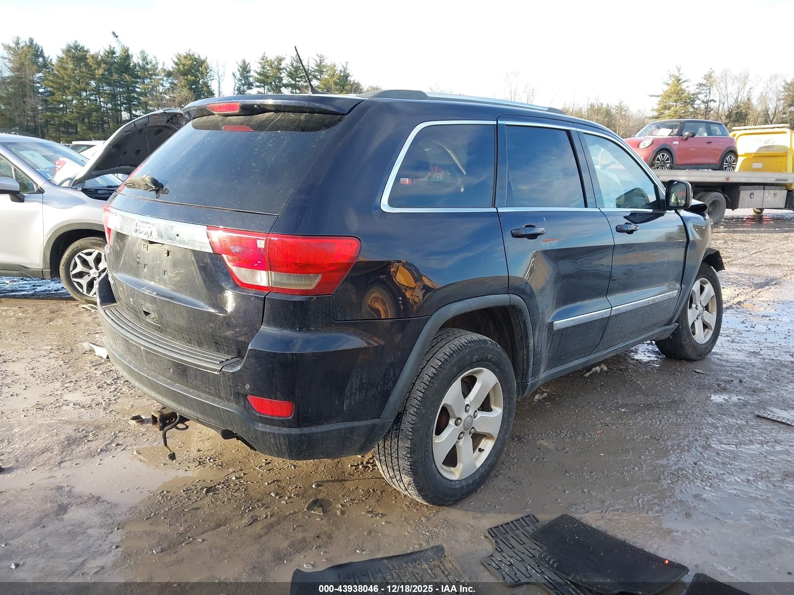 JEEP GRAND image 4